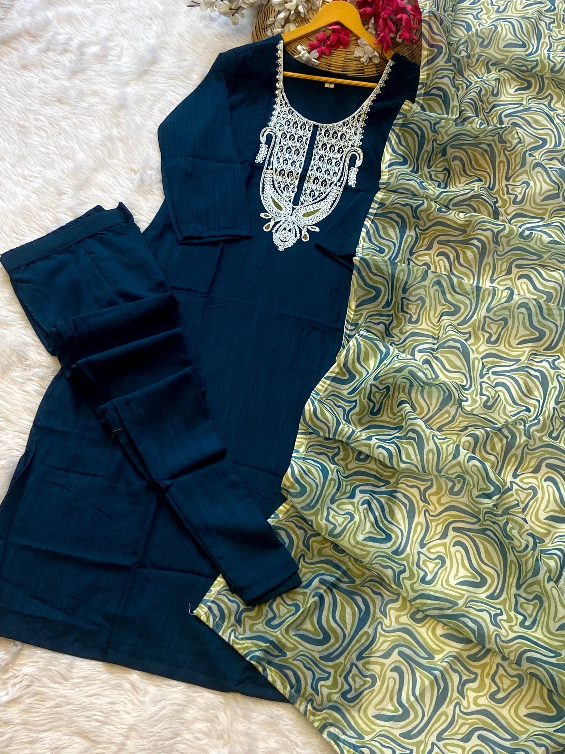 Kurti With Pent