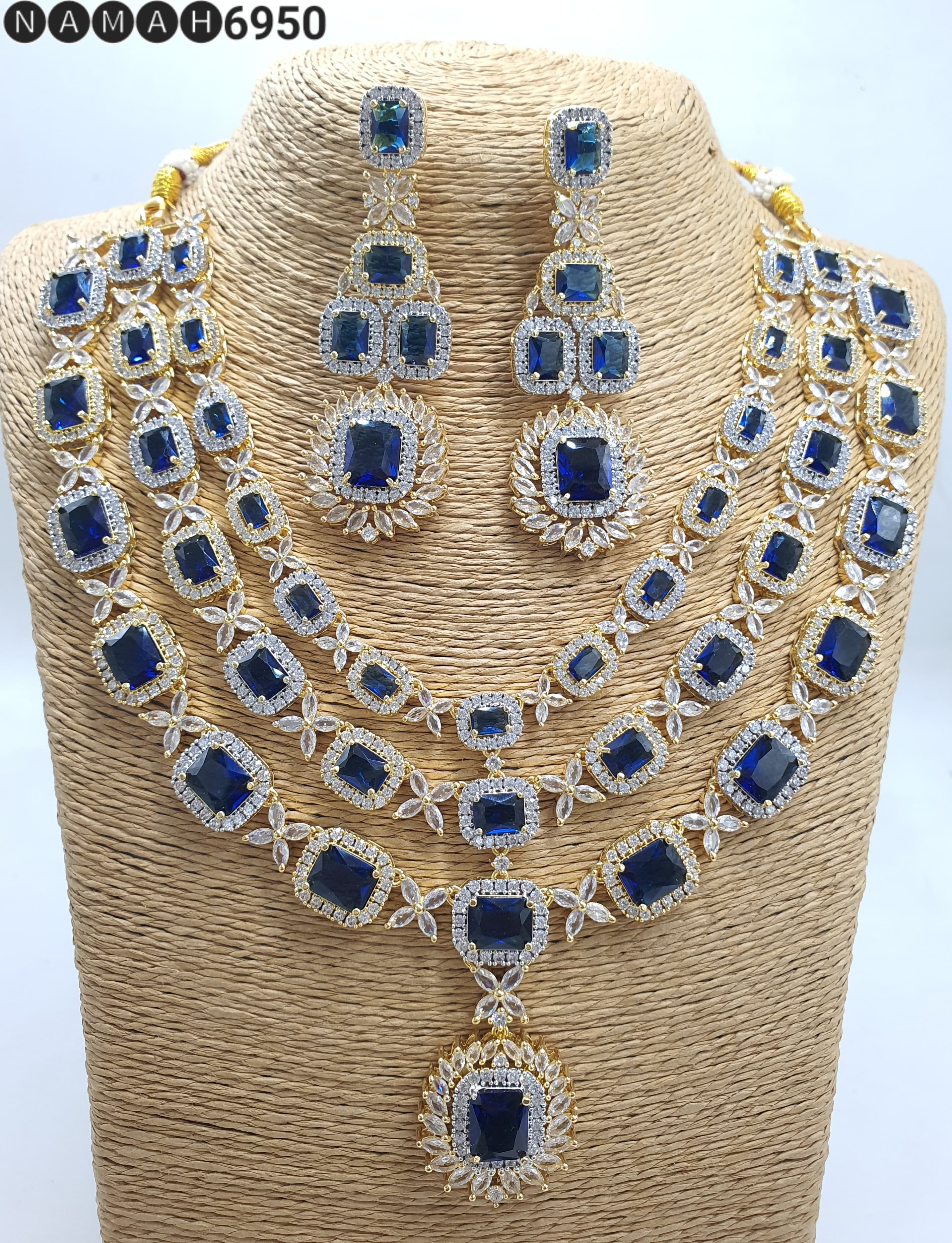 Necklace Set
