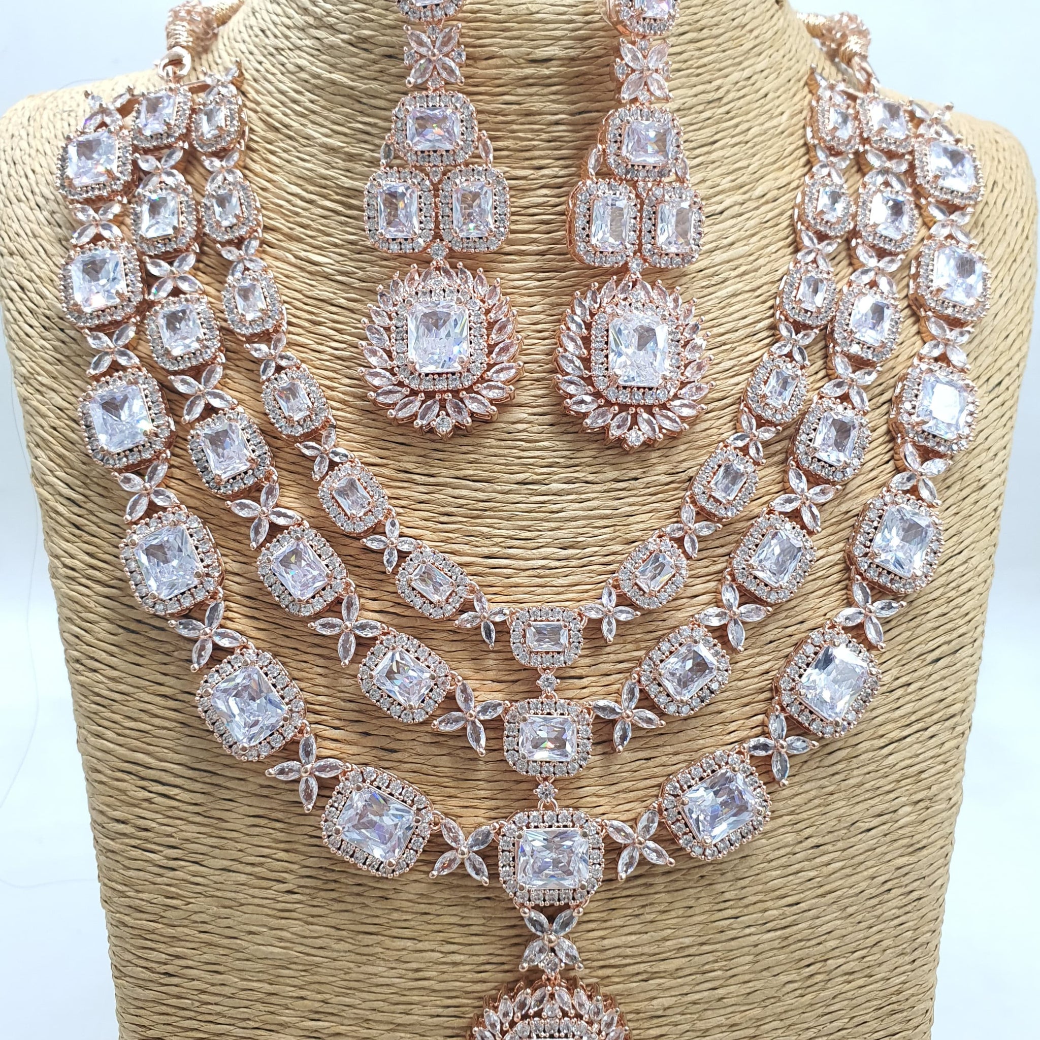 Necklace Set