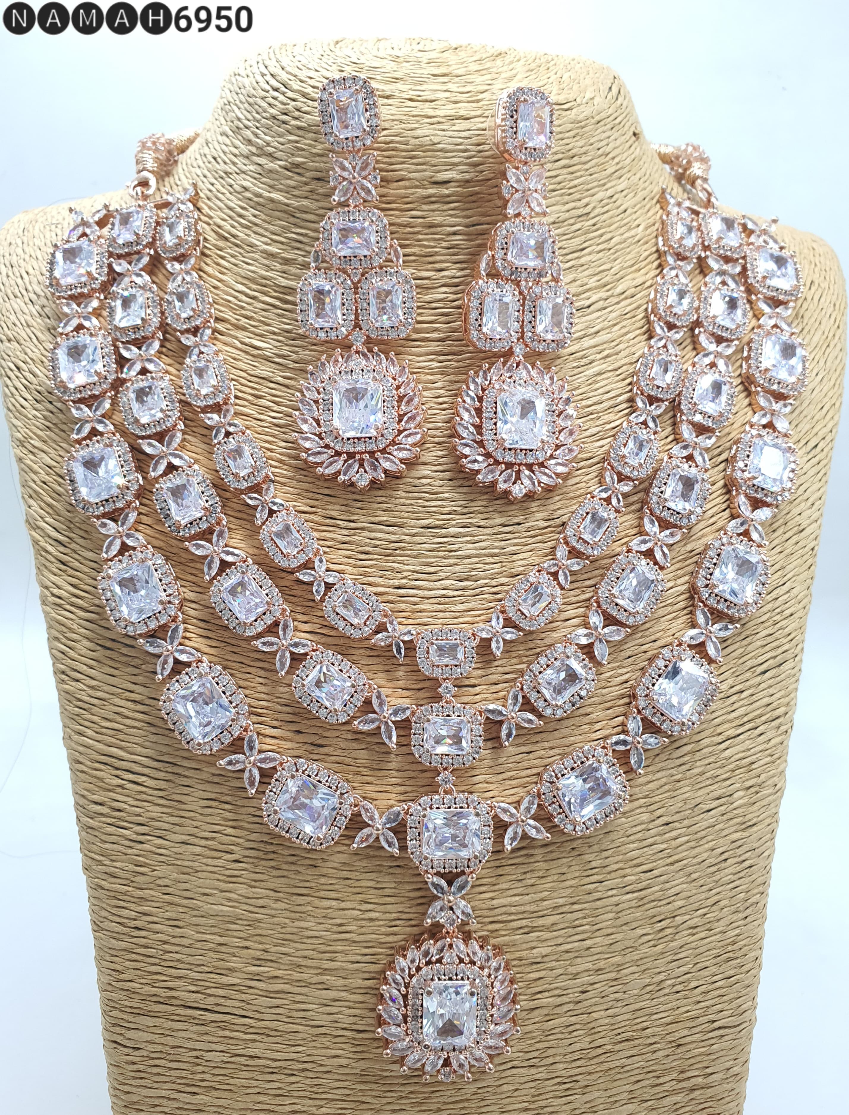 Necklace Set