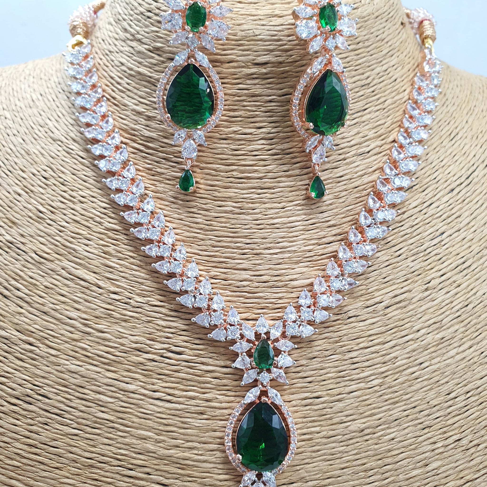 Necklace Set