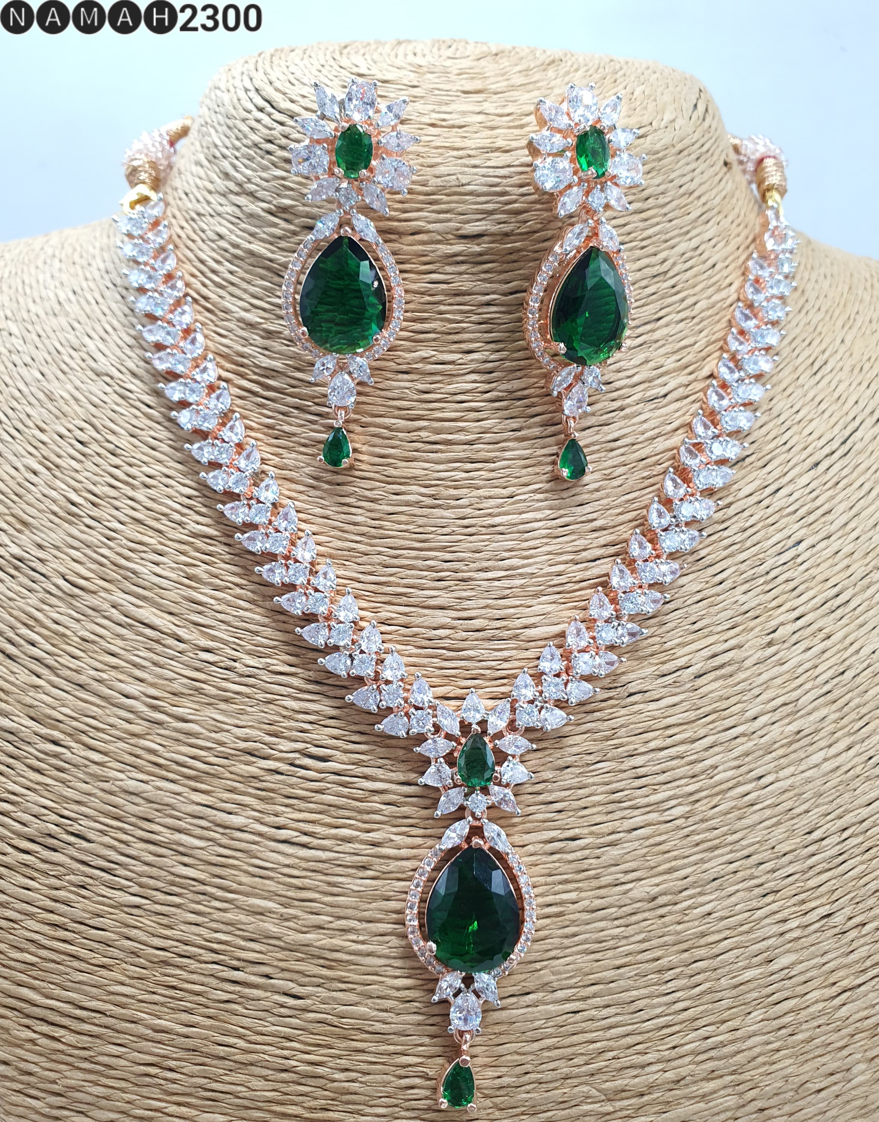 Necklace Set