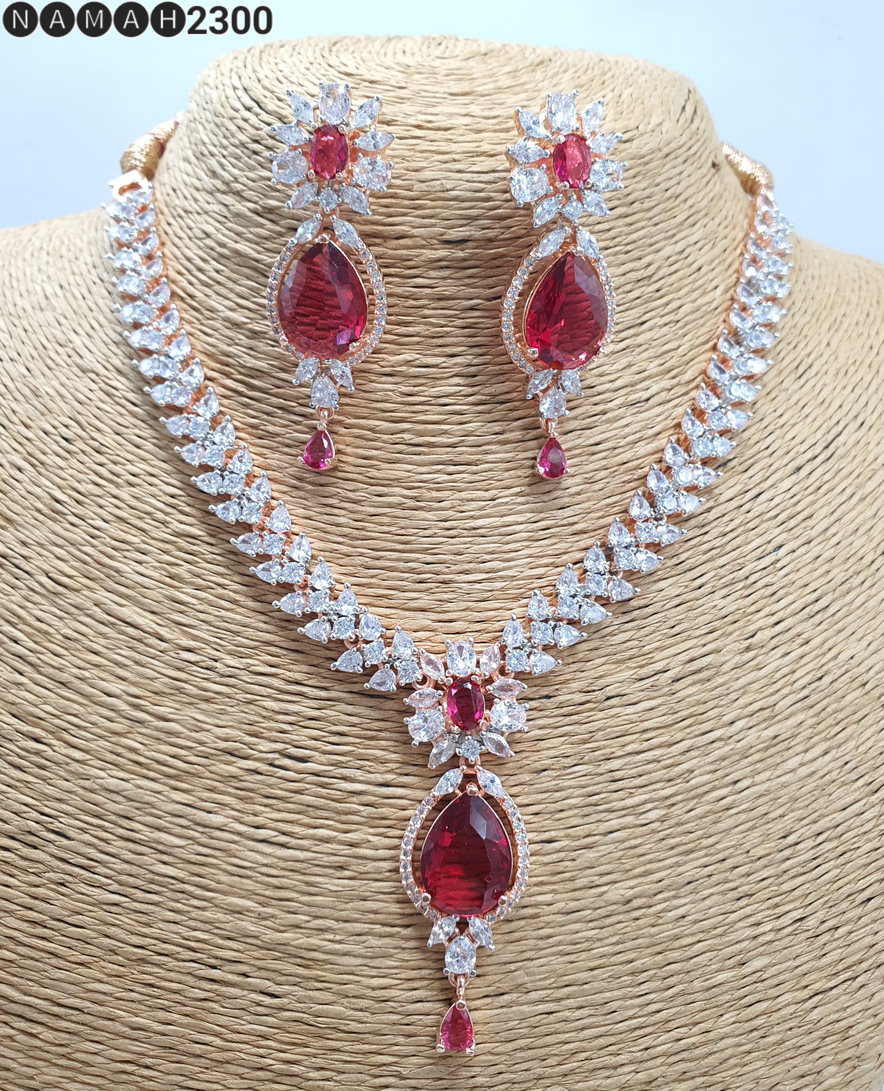 Necklace Set
