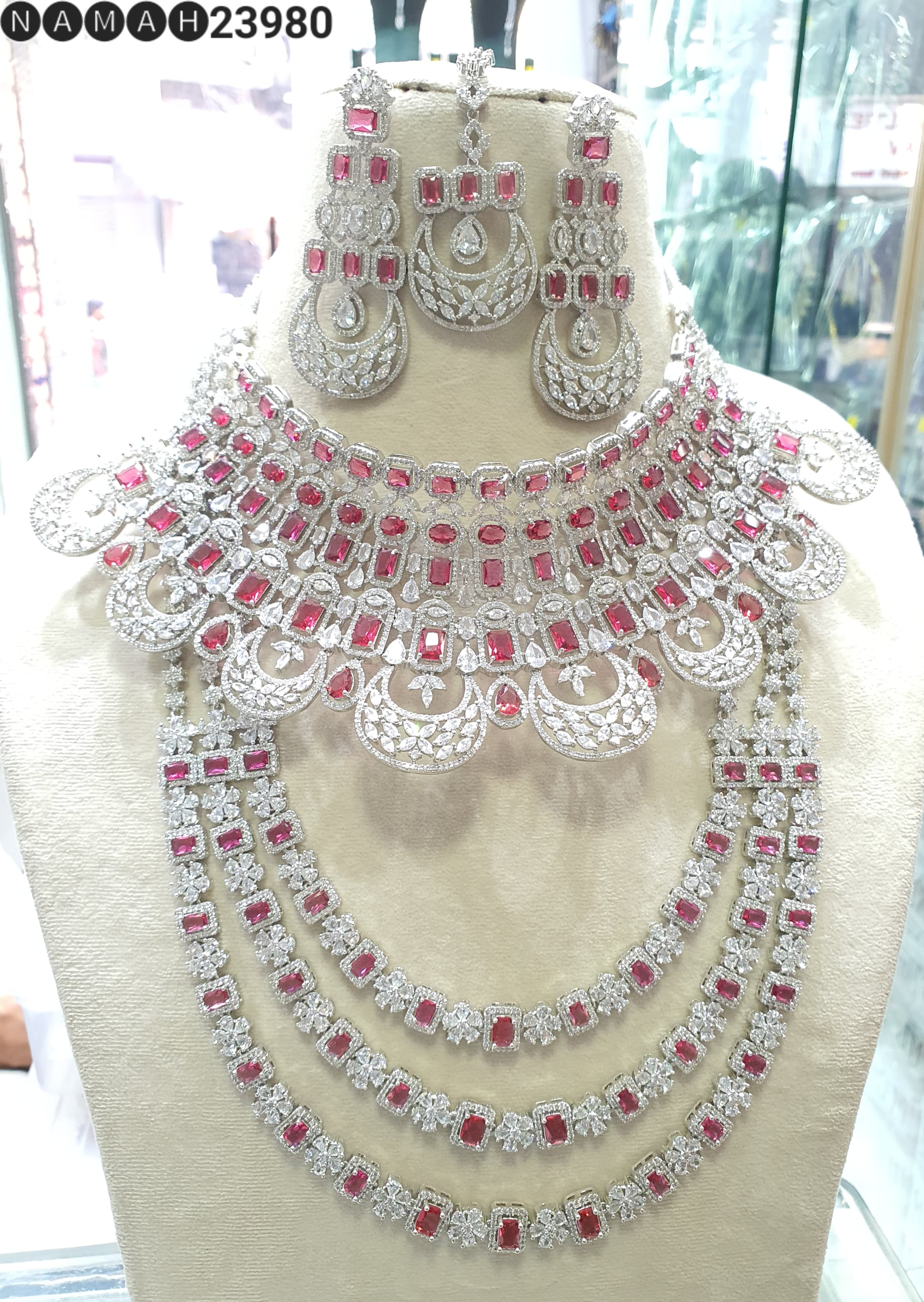 Necklace Set