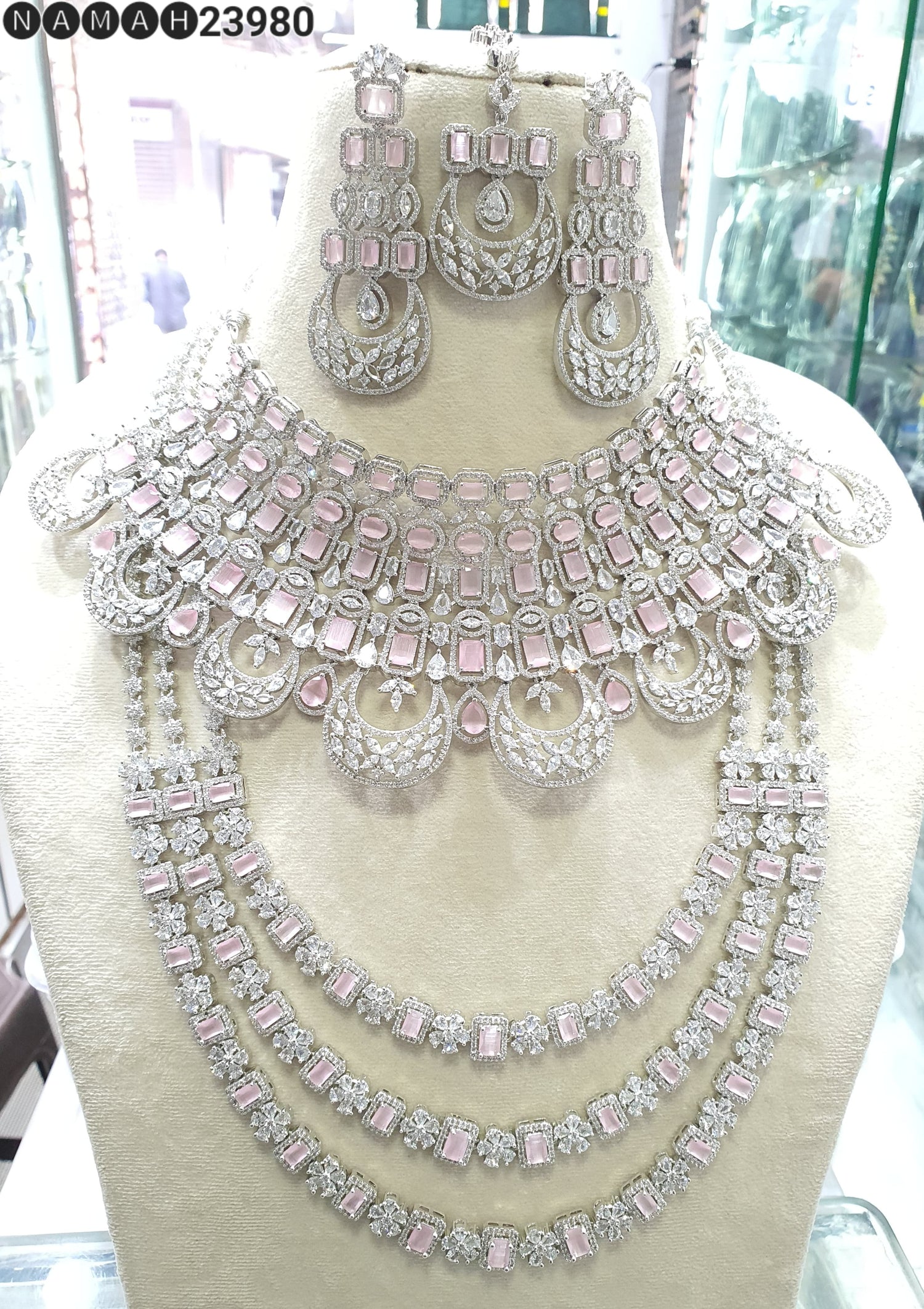 Necklace Set