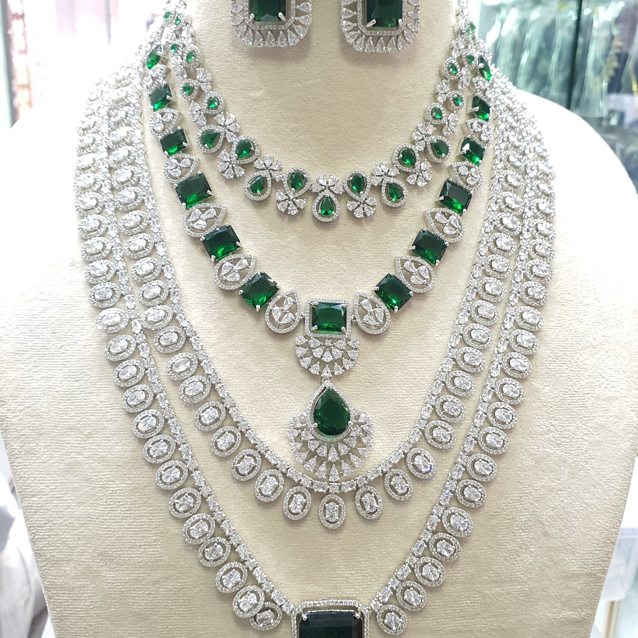 Necklace Set