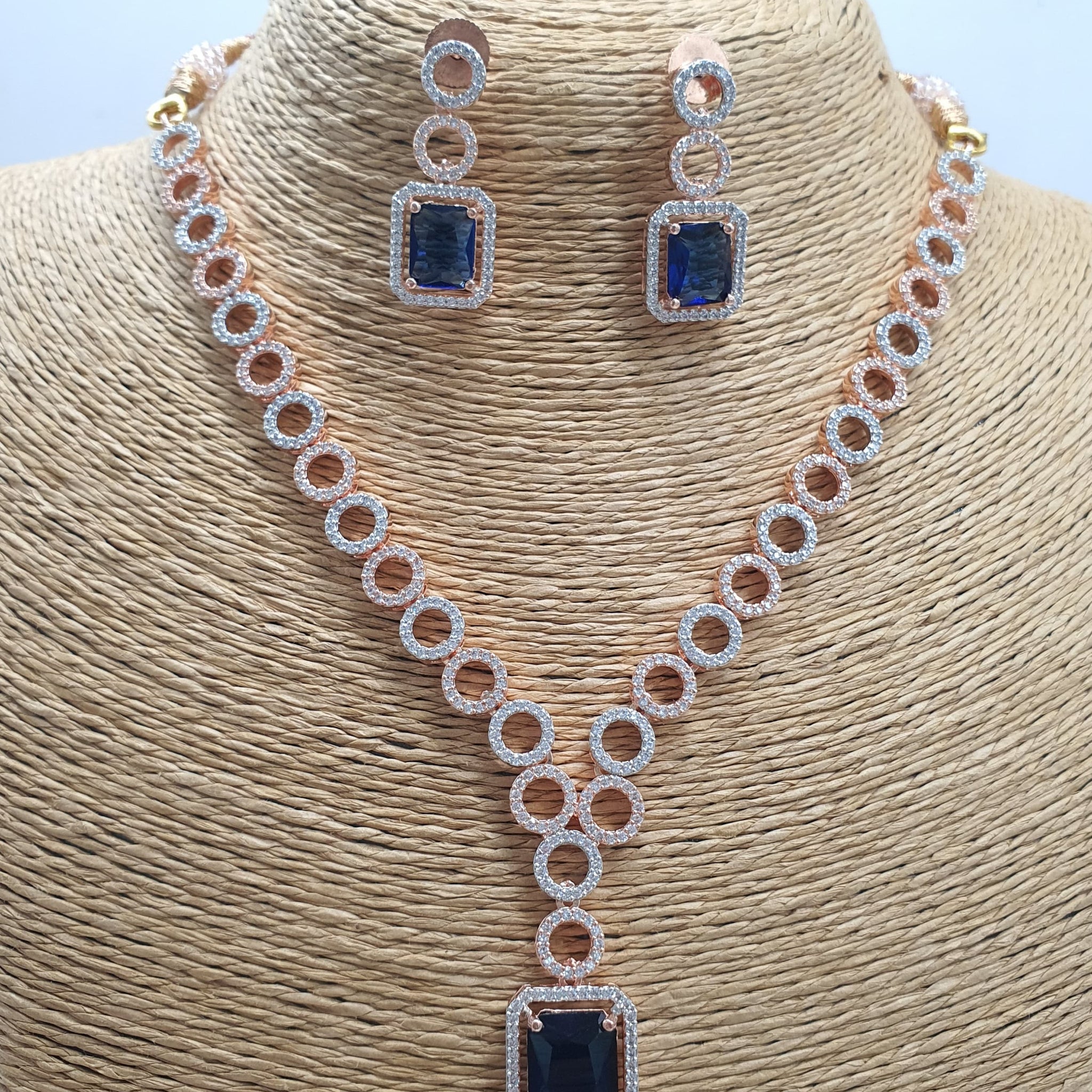 Necklace Set