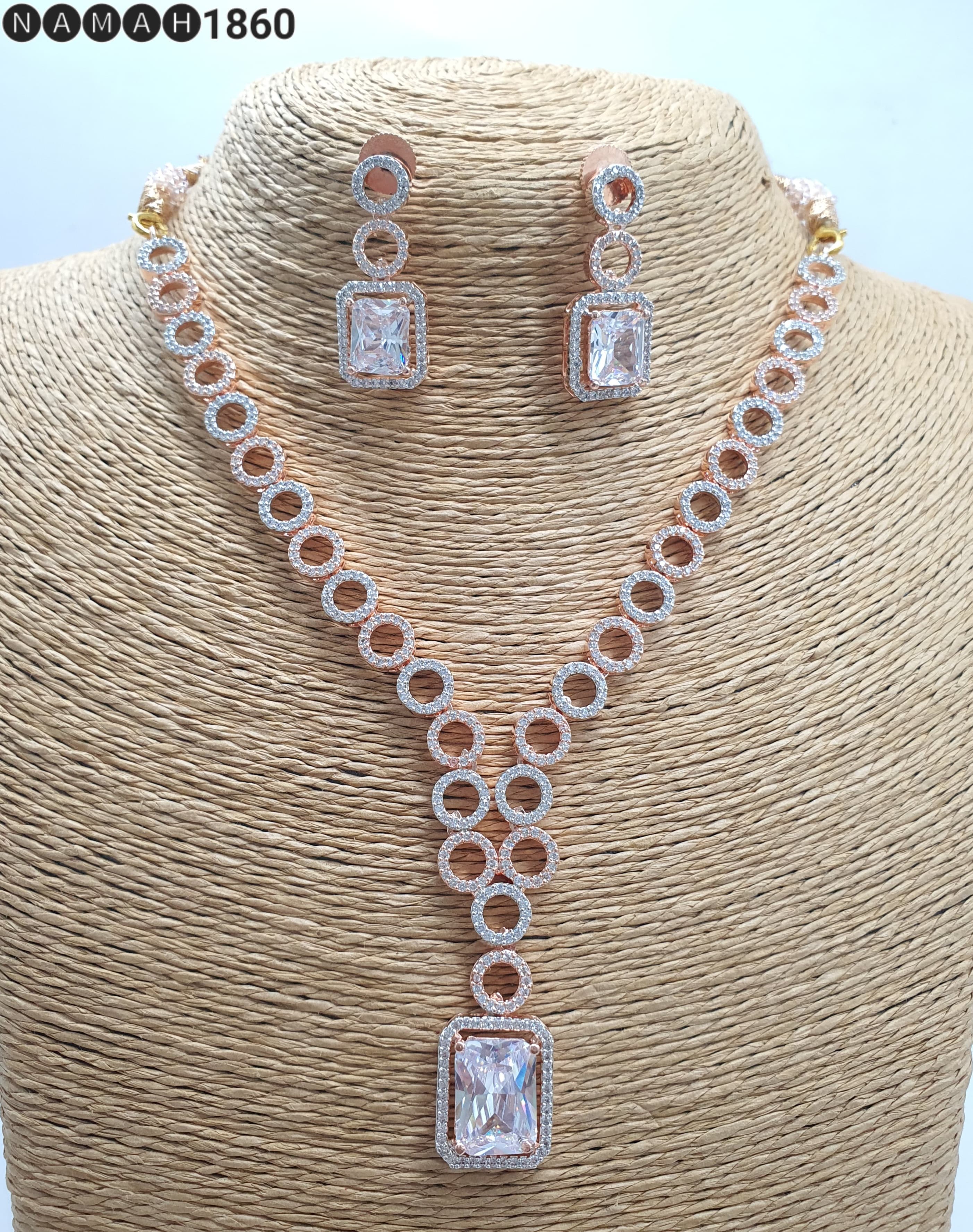 Necklace Set