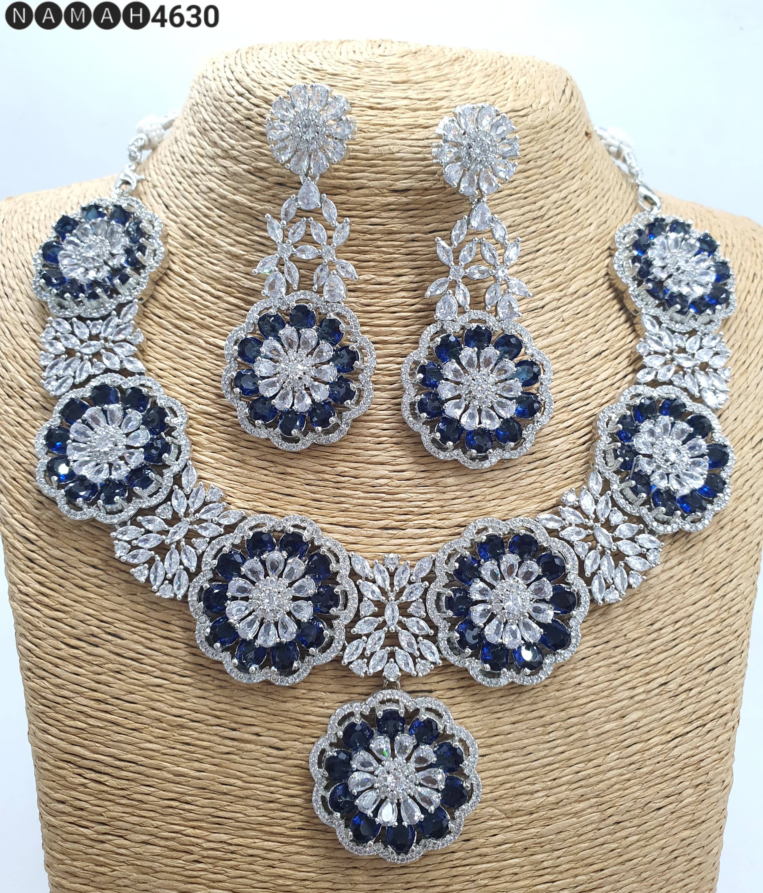 Necklace Set