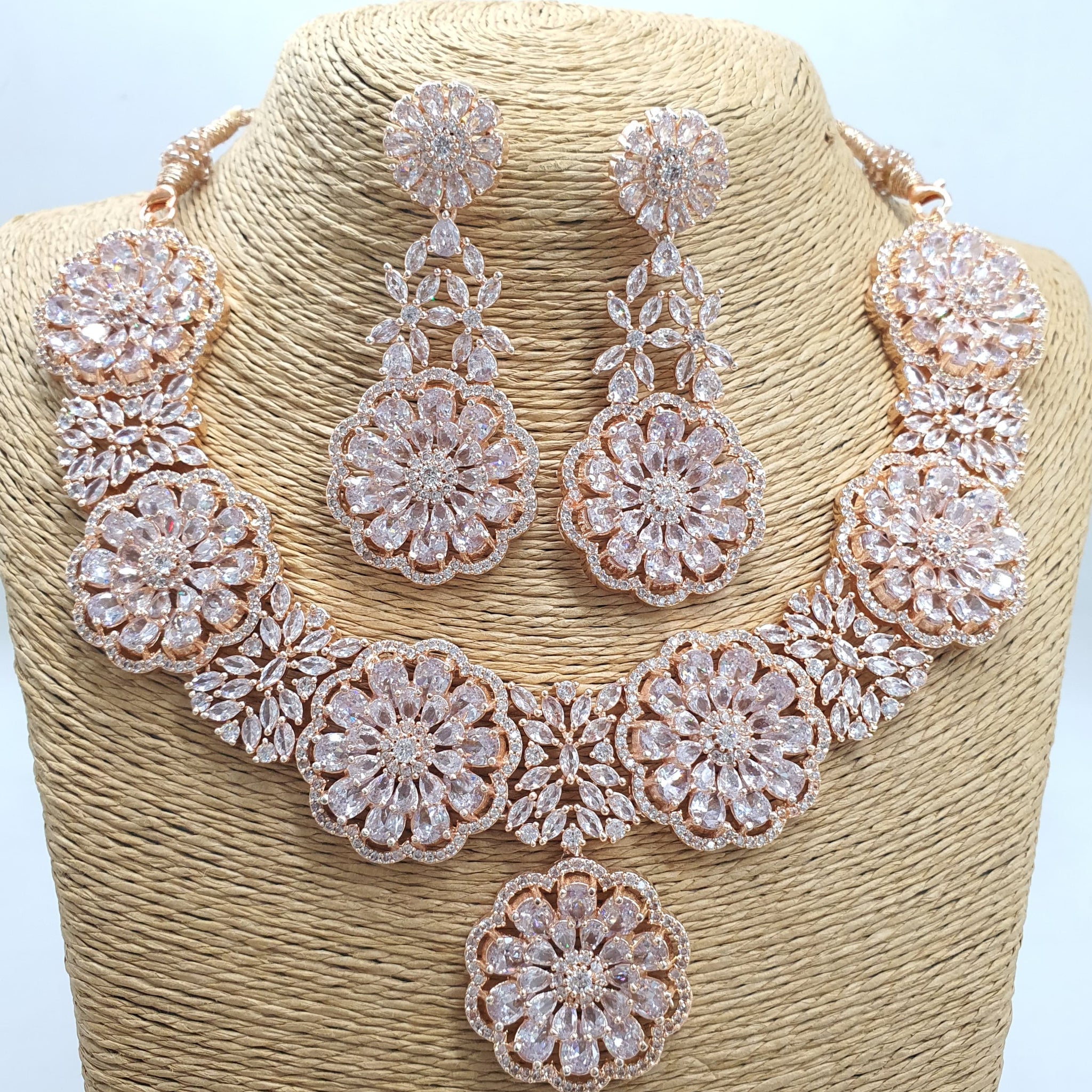 Necklace Set