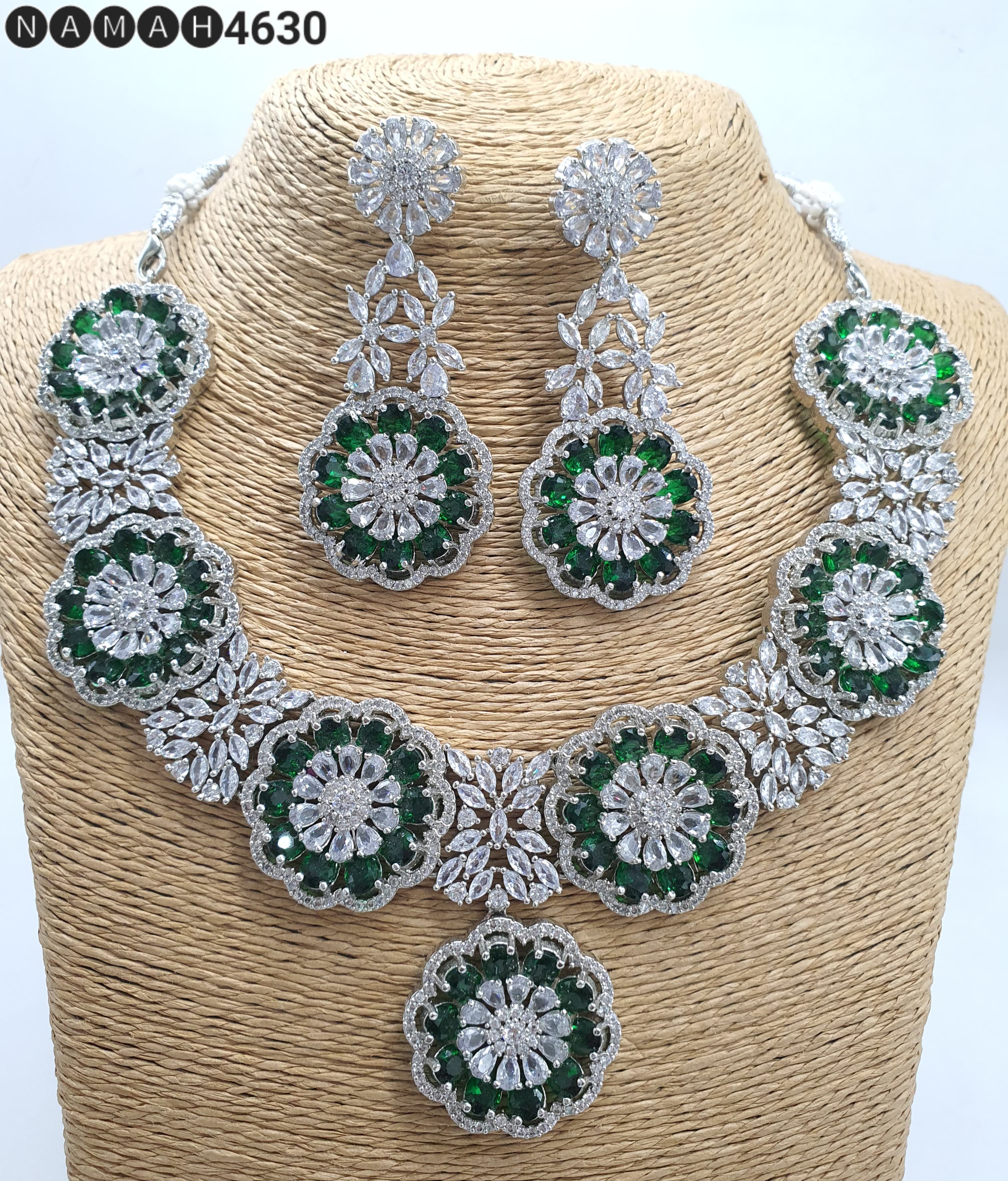 Necklace Set