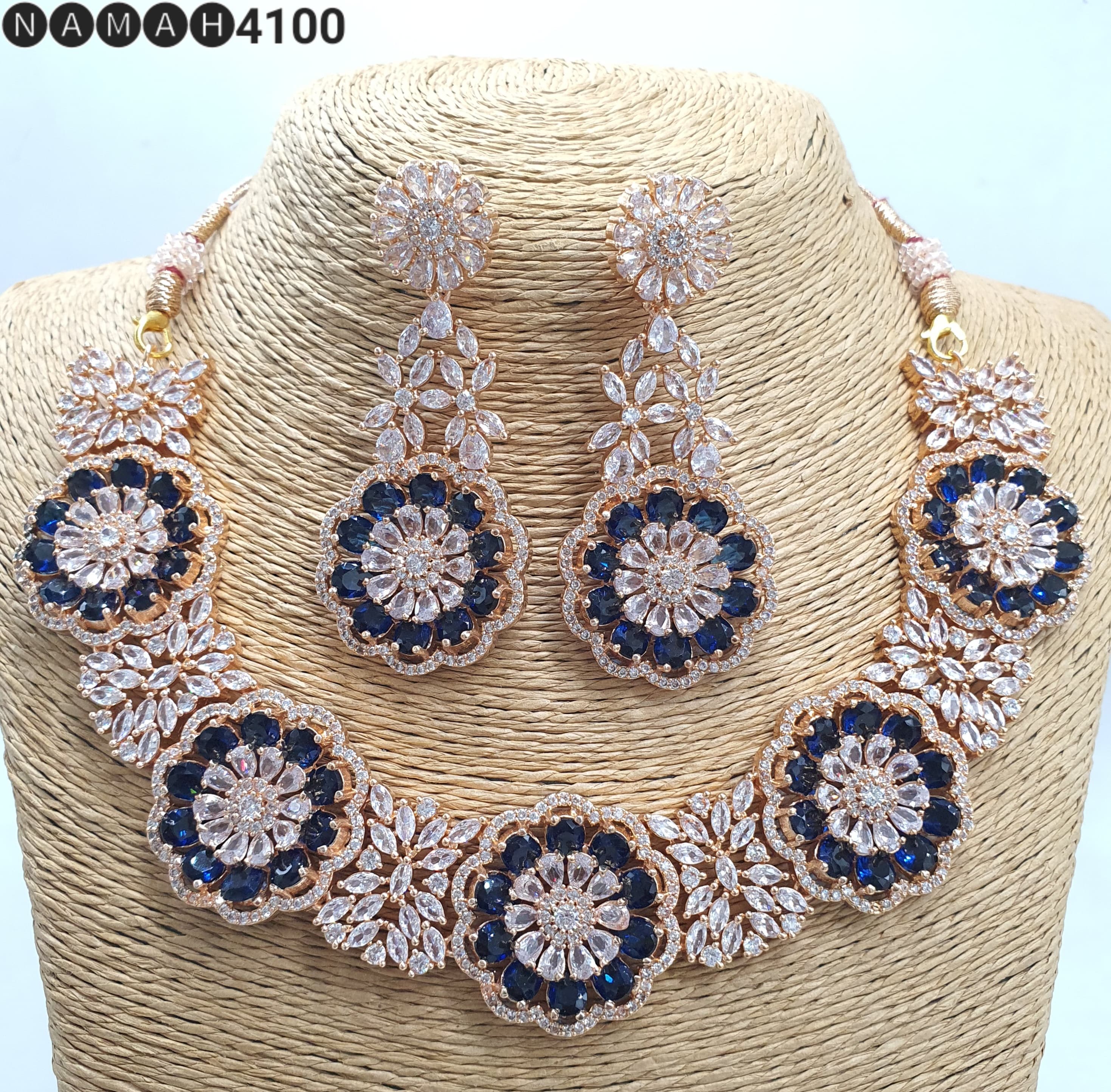 Necklace Set