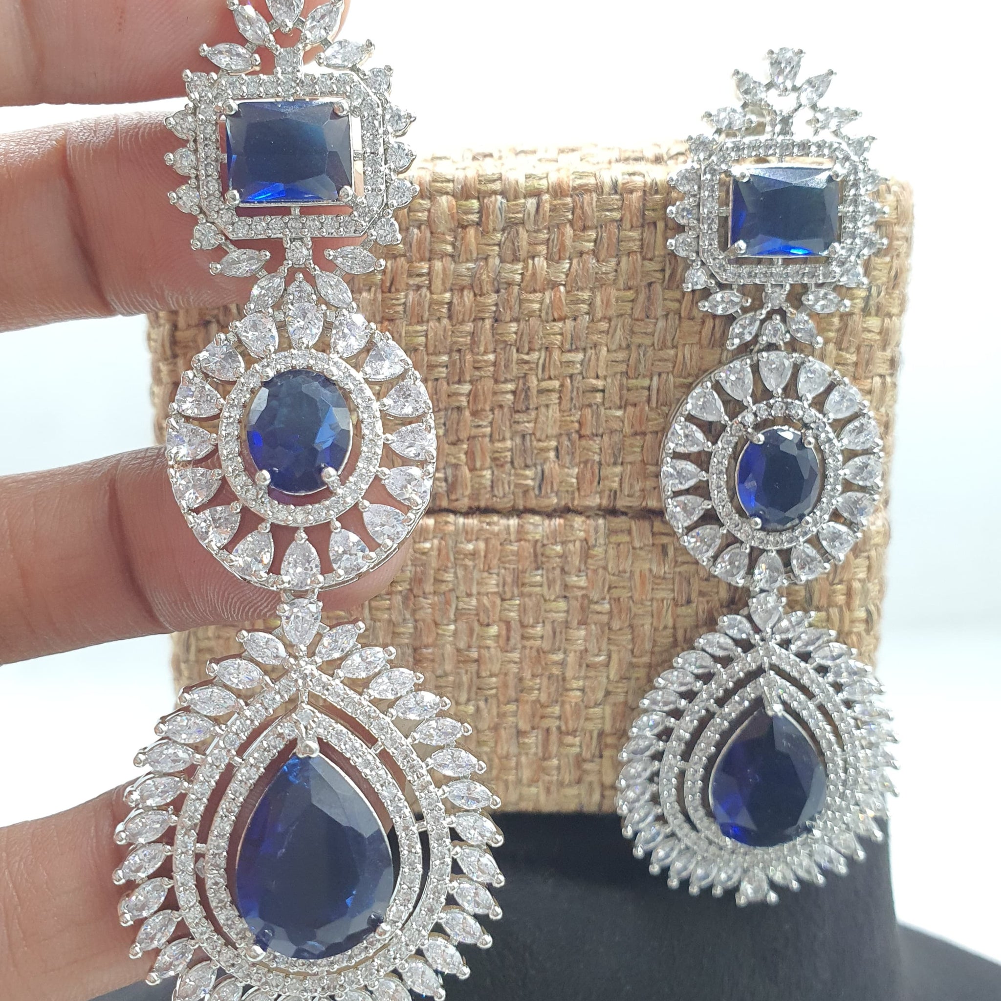 Earrings Set