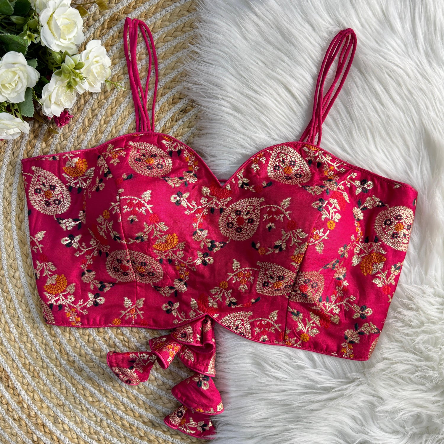 Sleevless Blouse