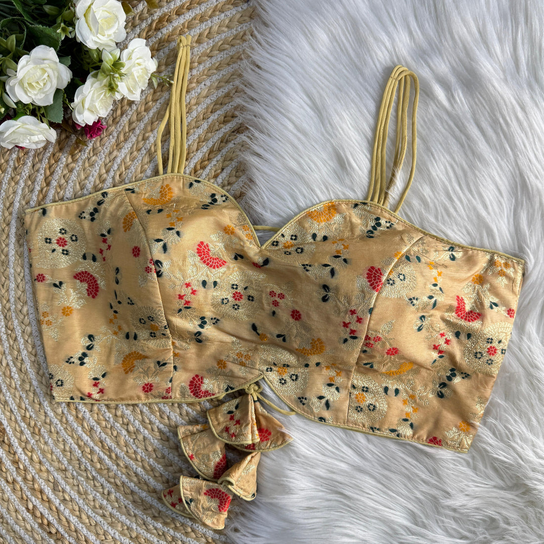 Sleevless Blouse