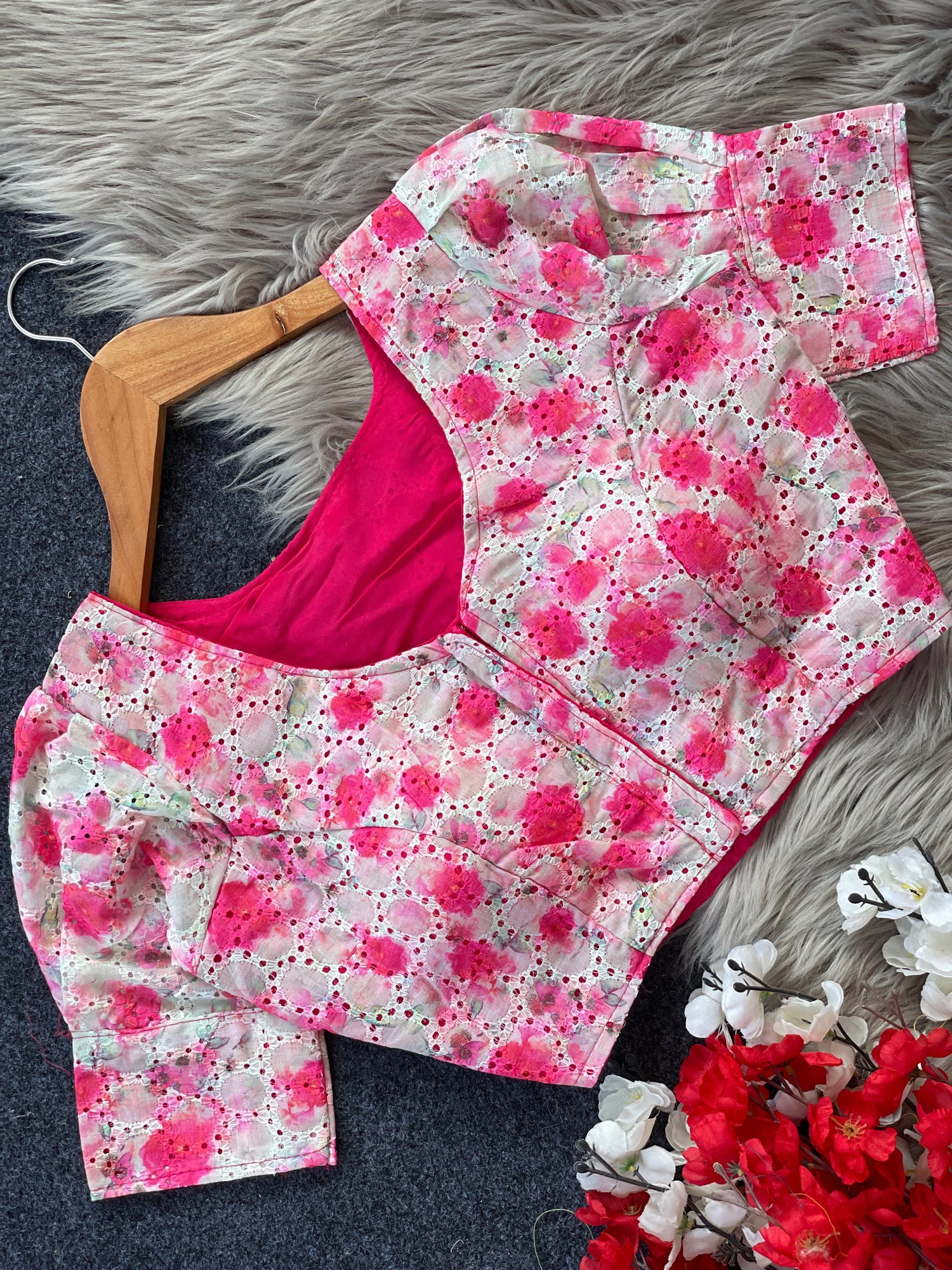 Hakoba Blouse