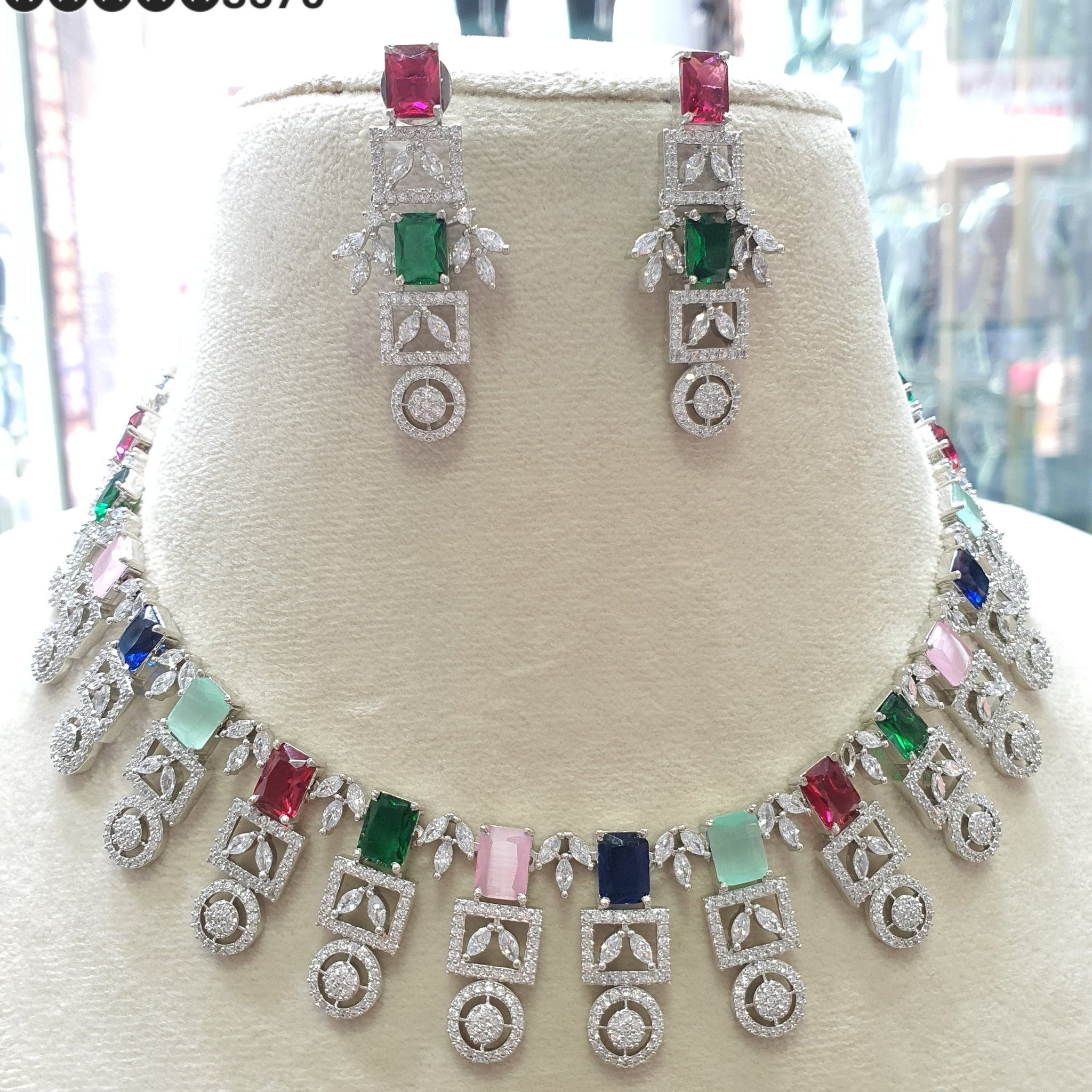 Necklace Set