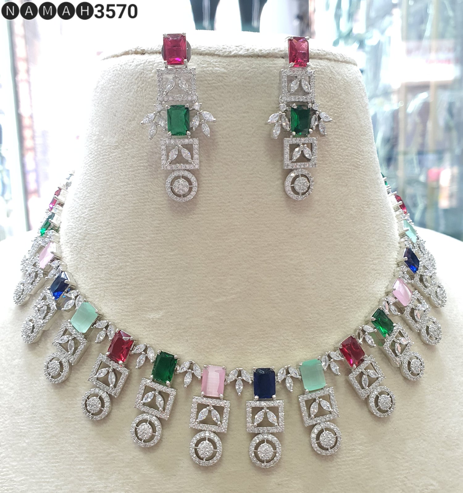 Necklace Set