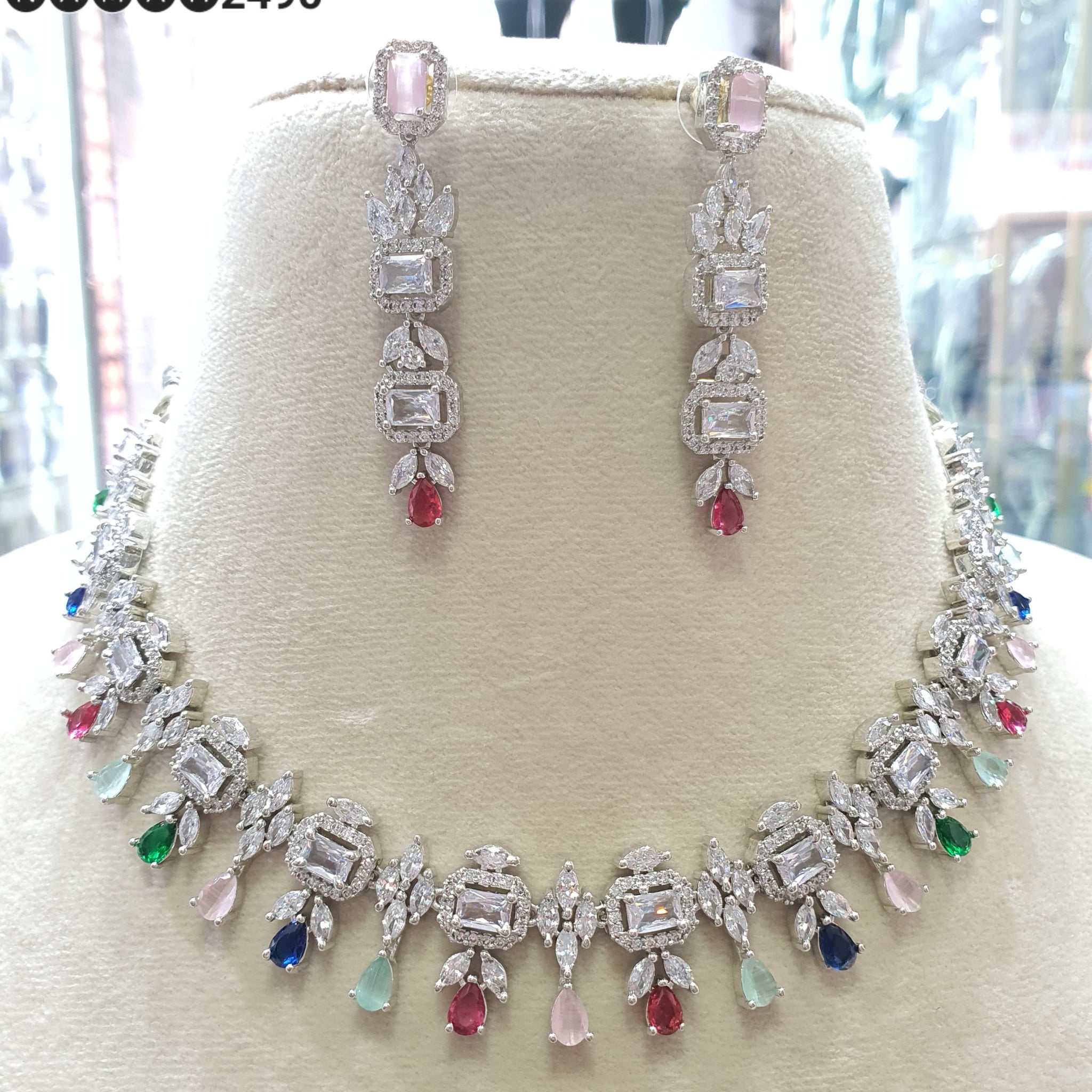 Necklace Set