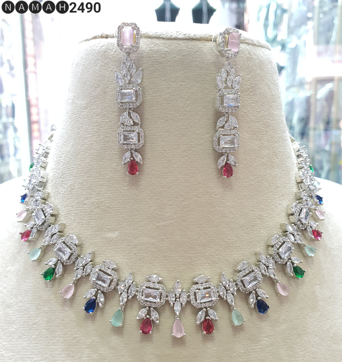 Necklace Set