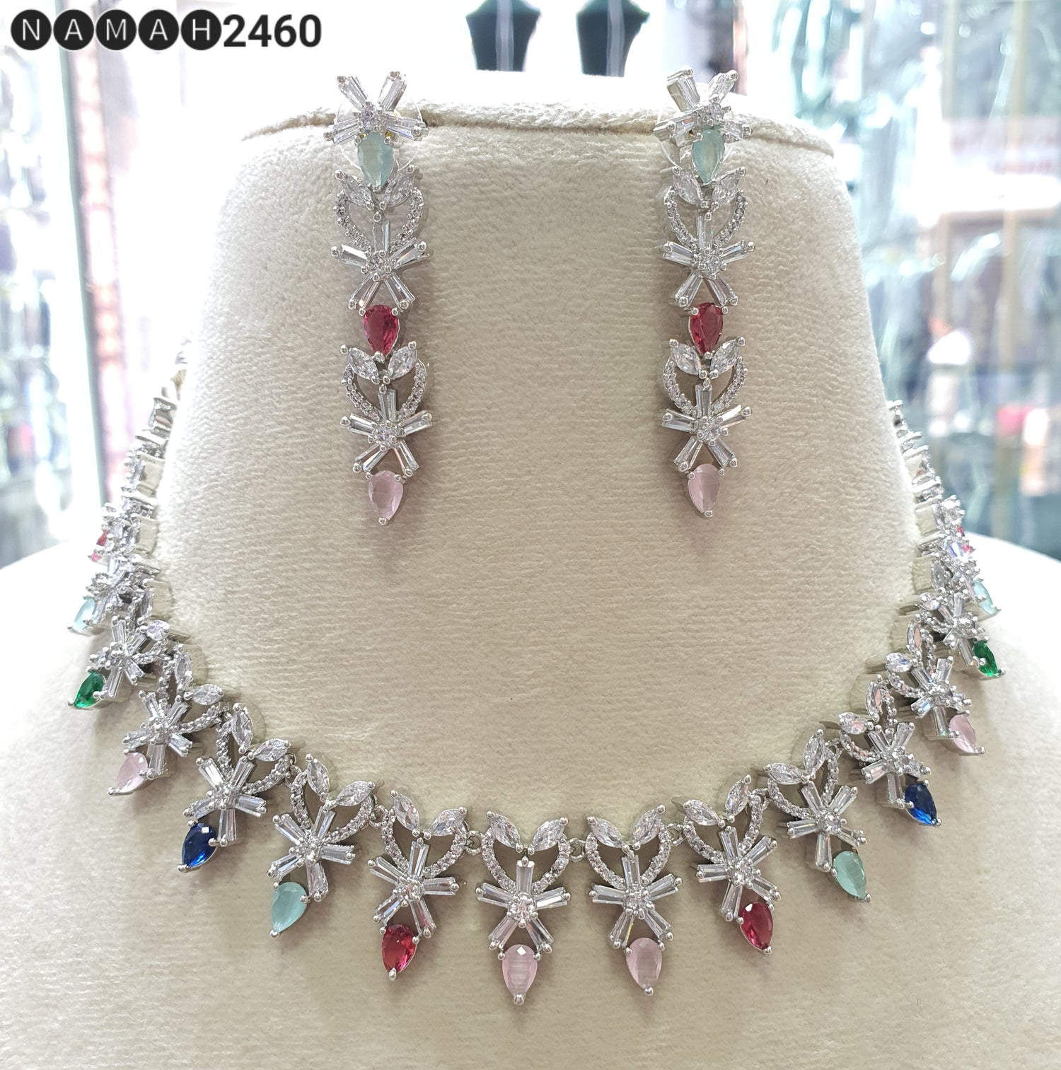 Necklace Set
