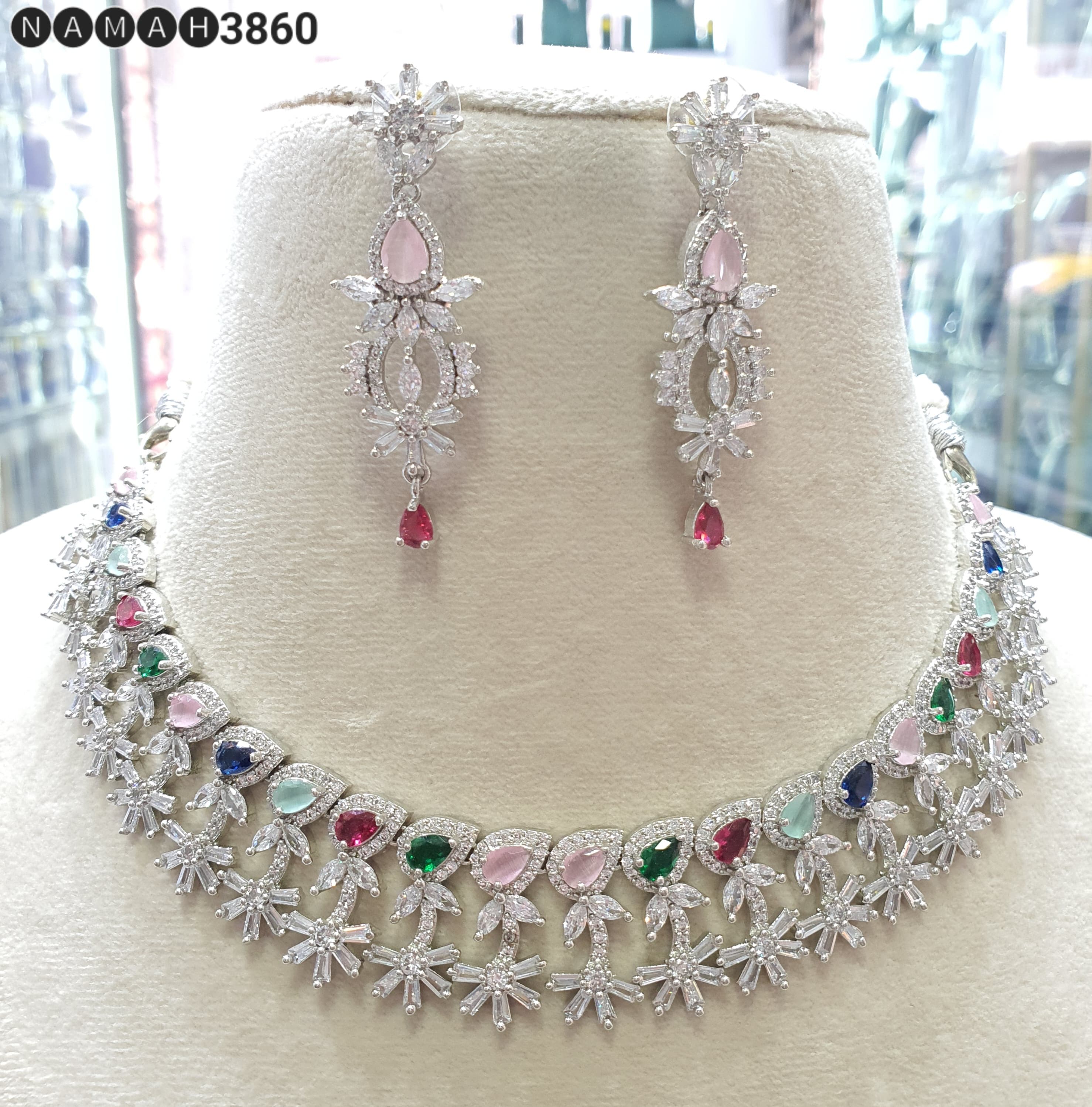 Necklace Set