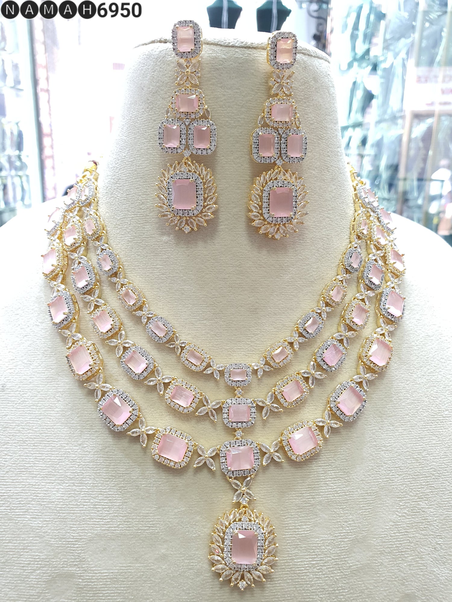Necklace Set