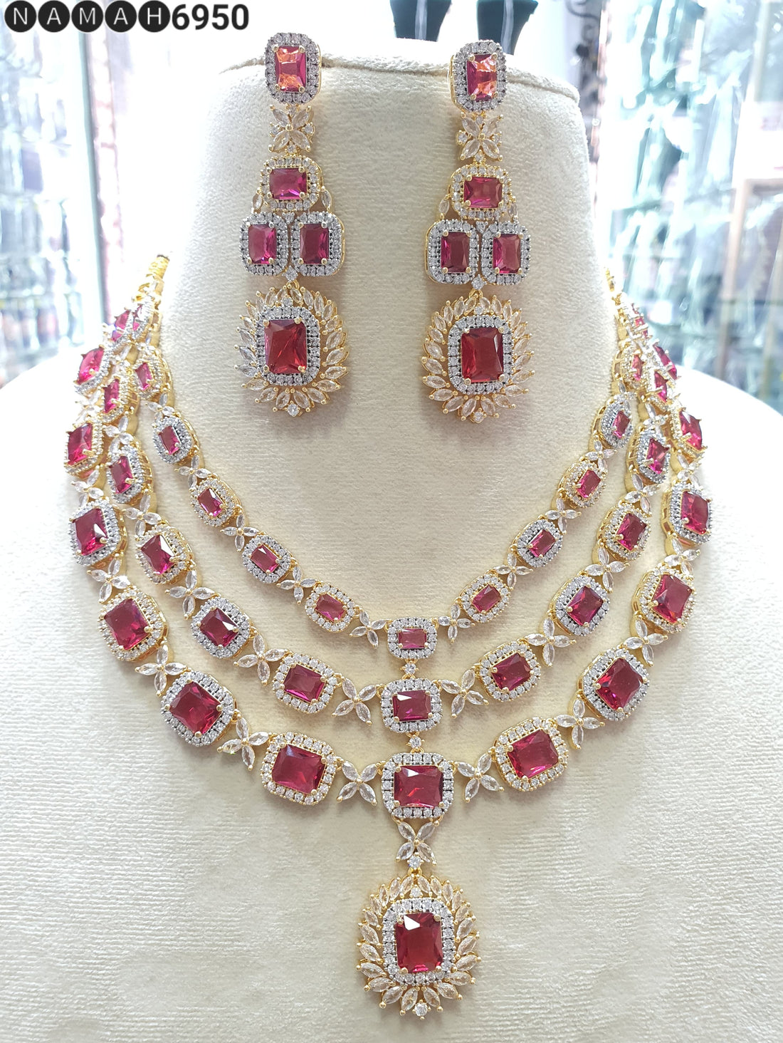 Necklace Set