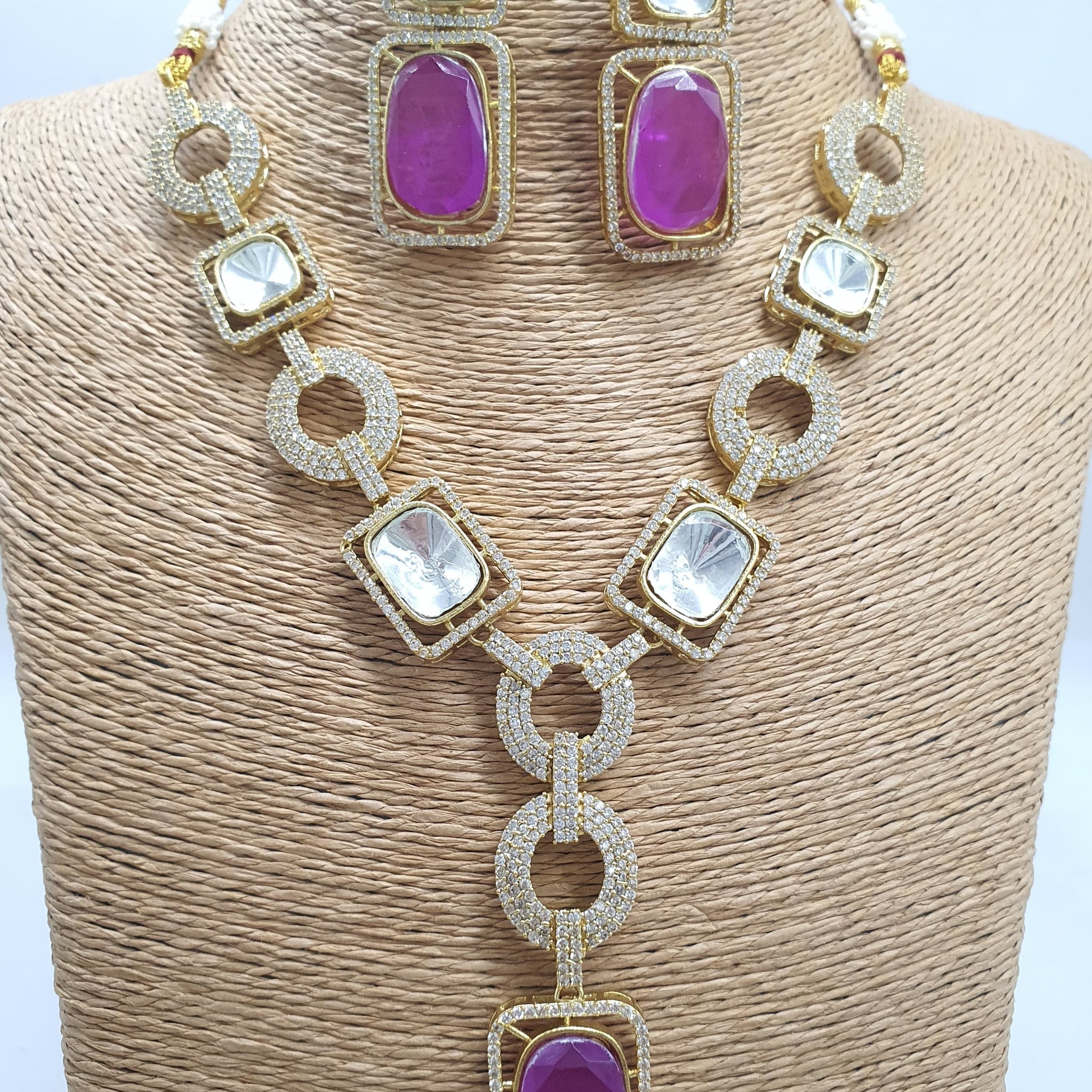 Necklace Set