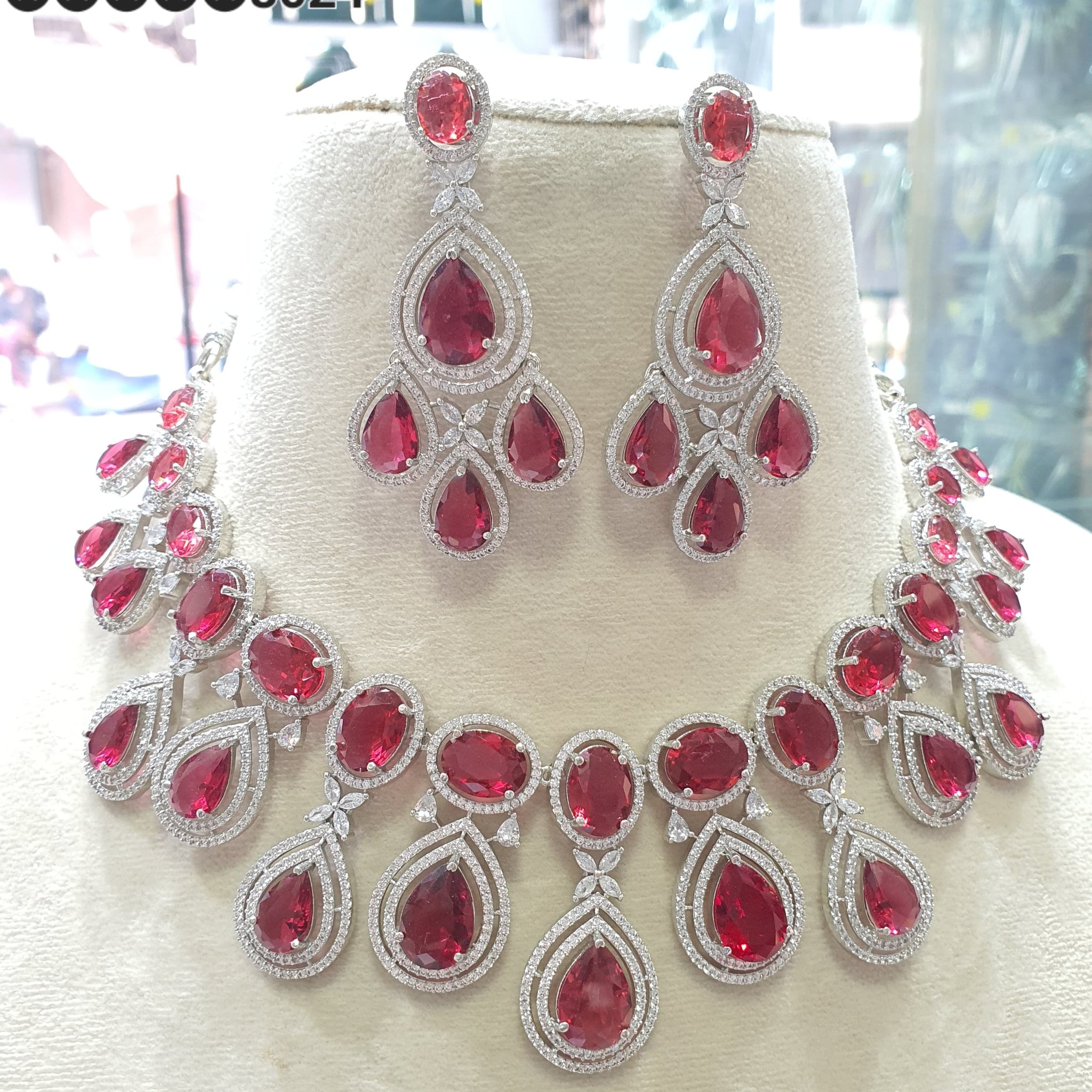 Necklace Set