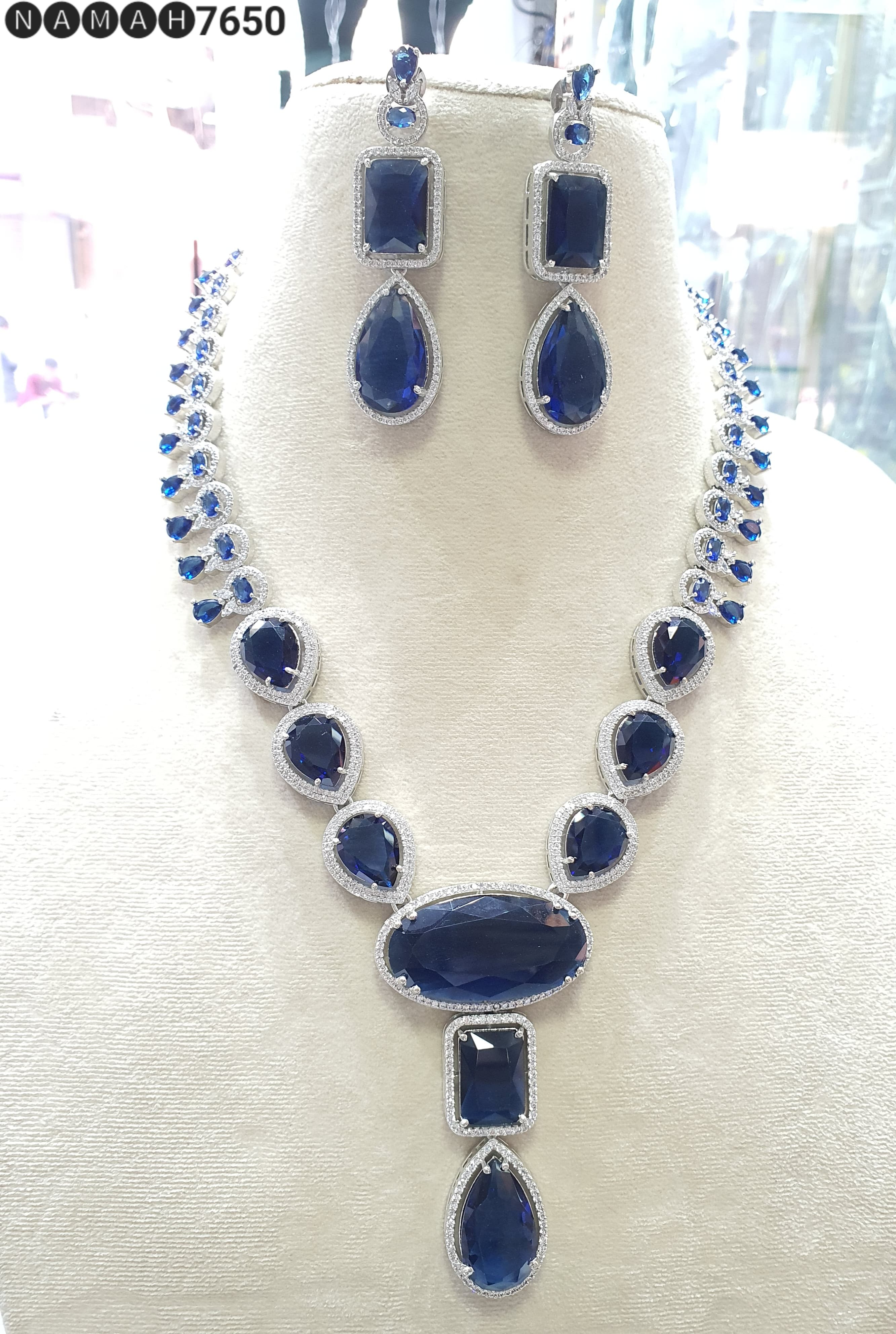 Necklace Set