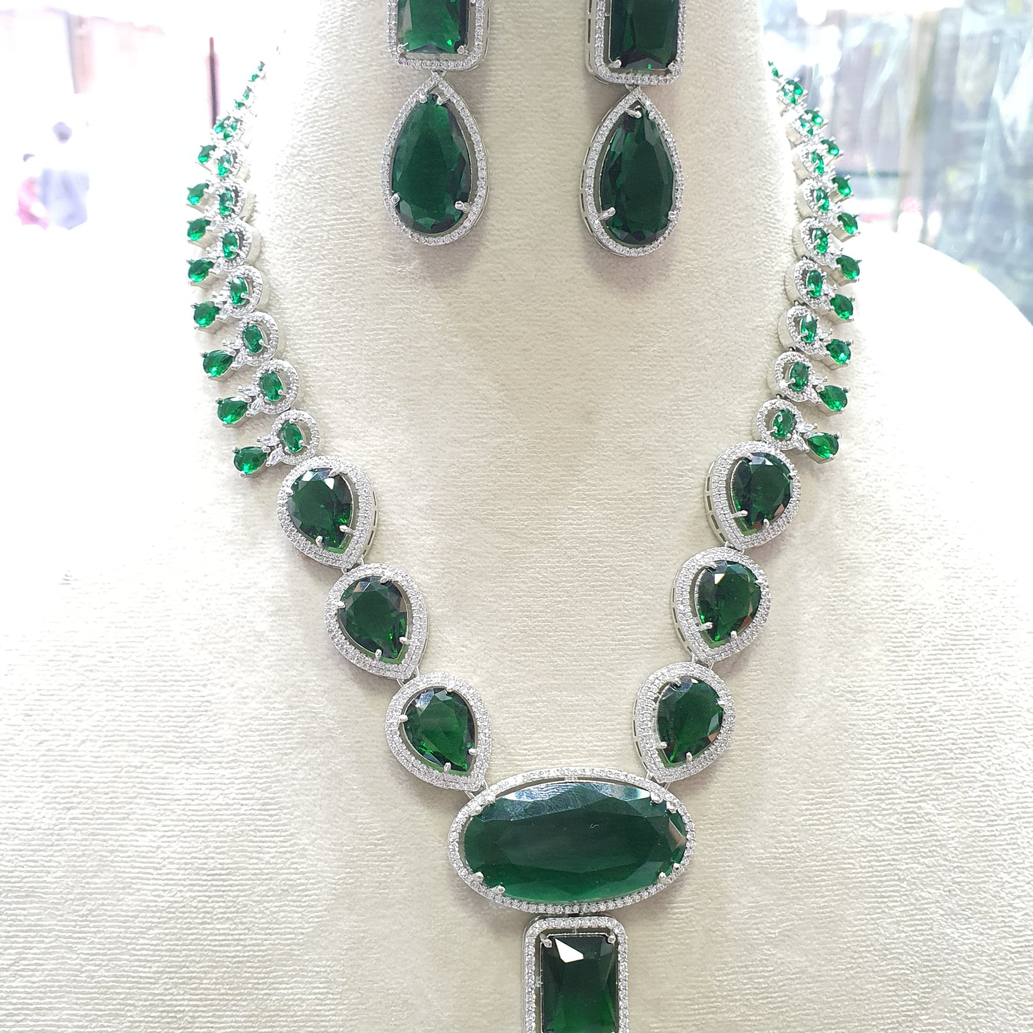 Necklace Set