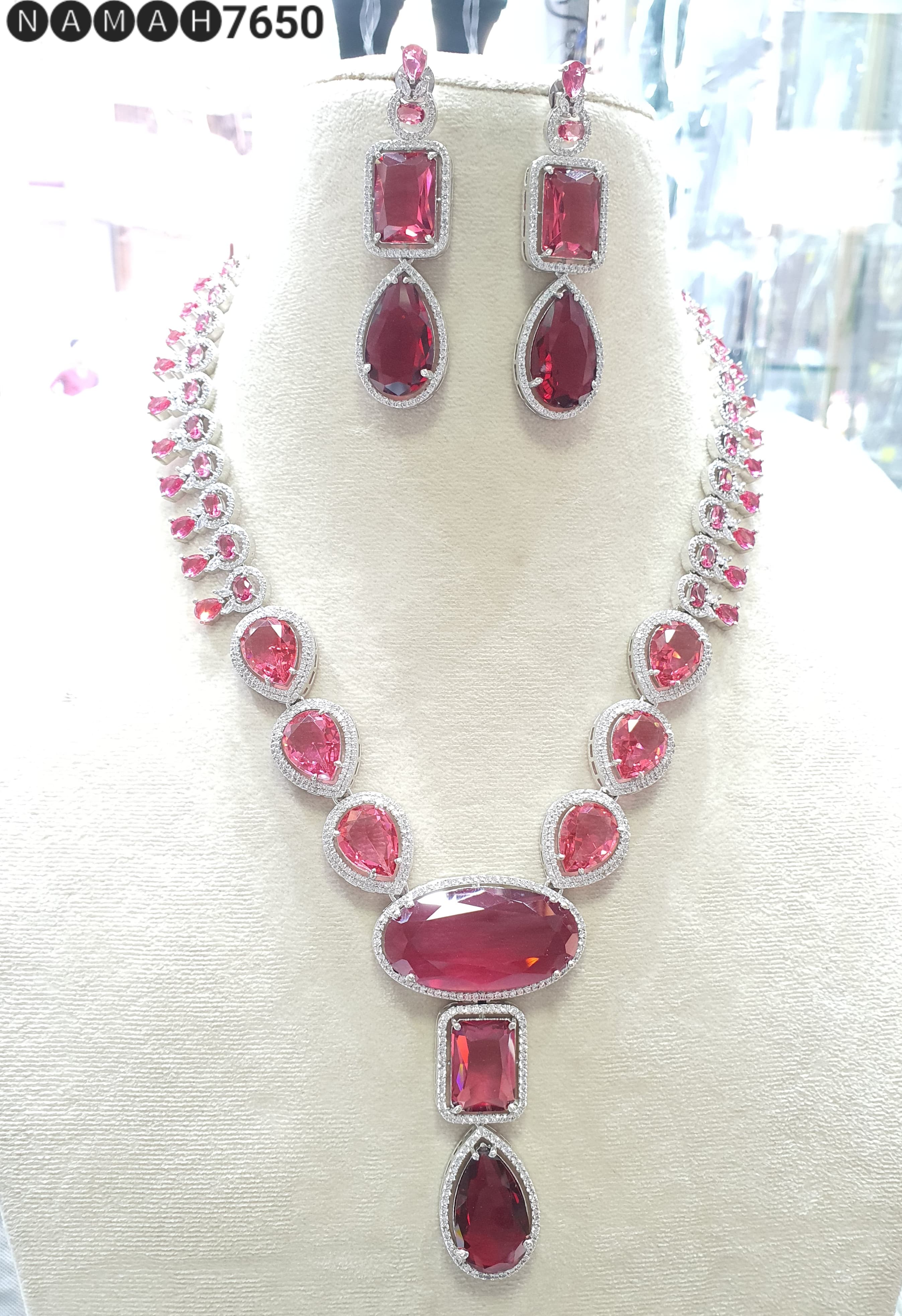Necklace Set