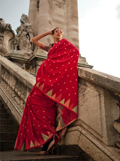 Maroon &amp; Gold Kanchipuram Silk Saree with Intricate Zari Border