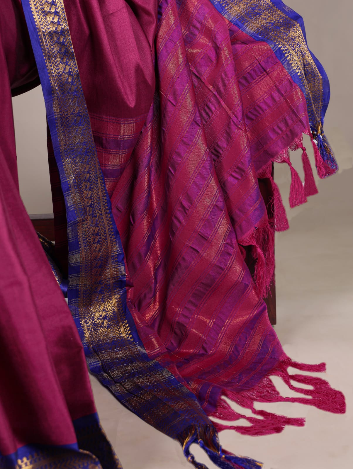 Pink Pure Aura Silk Zari Weaving Work Cotton Saree