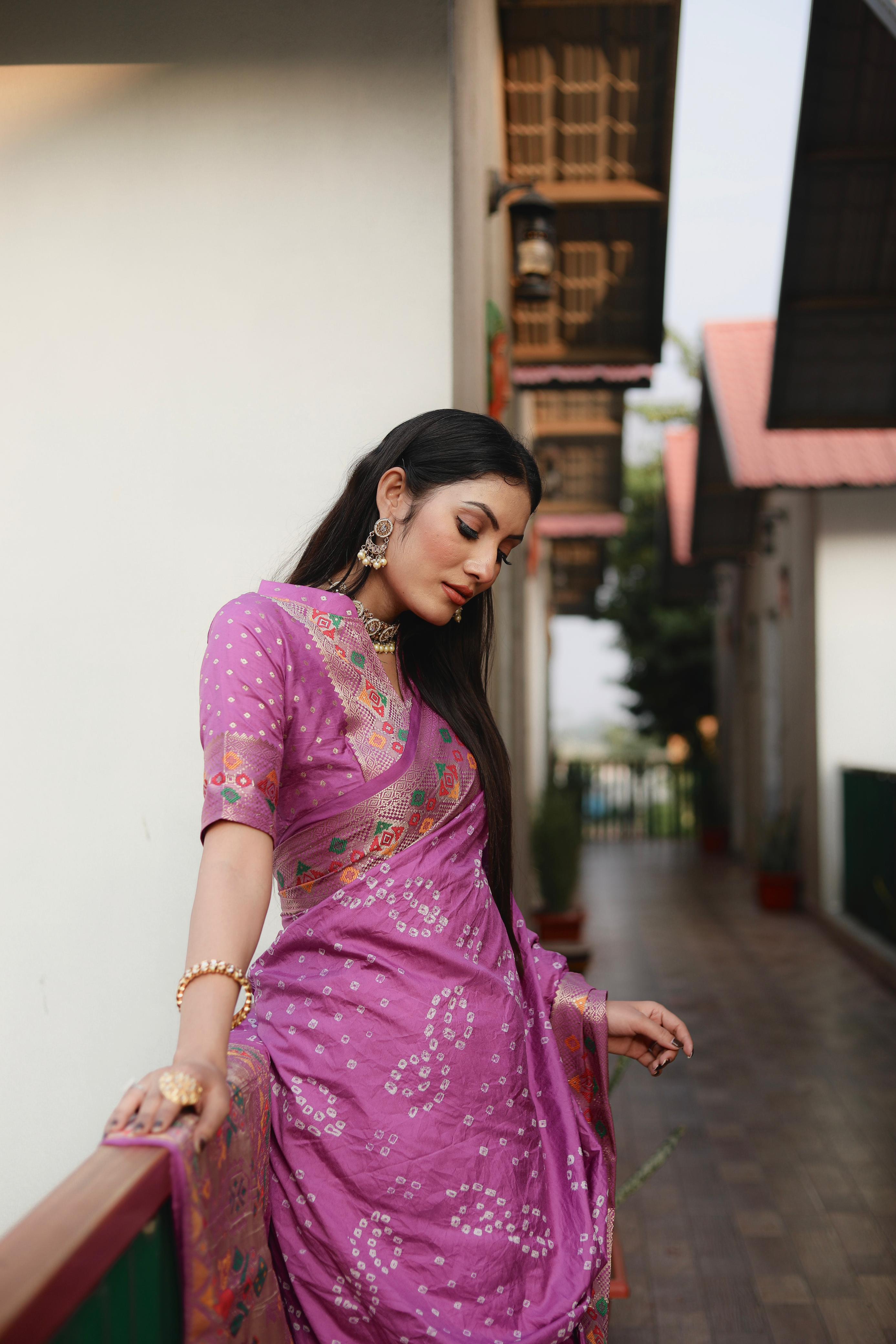 Bandhej Saree