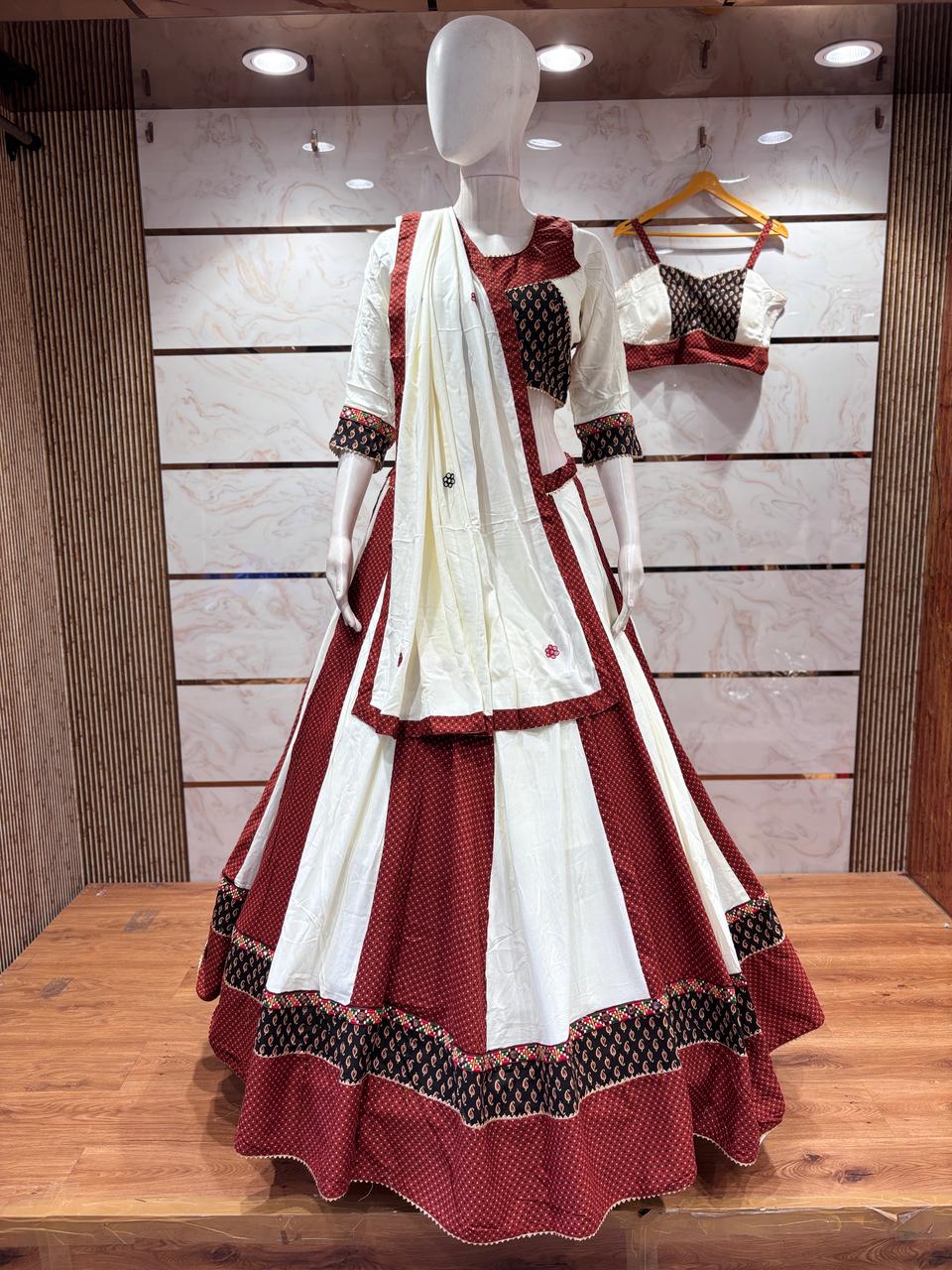 Full sleeve chaniya choli for garba