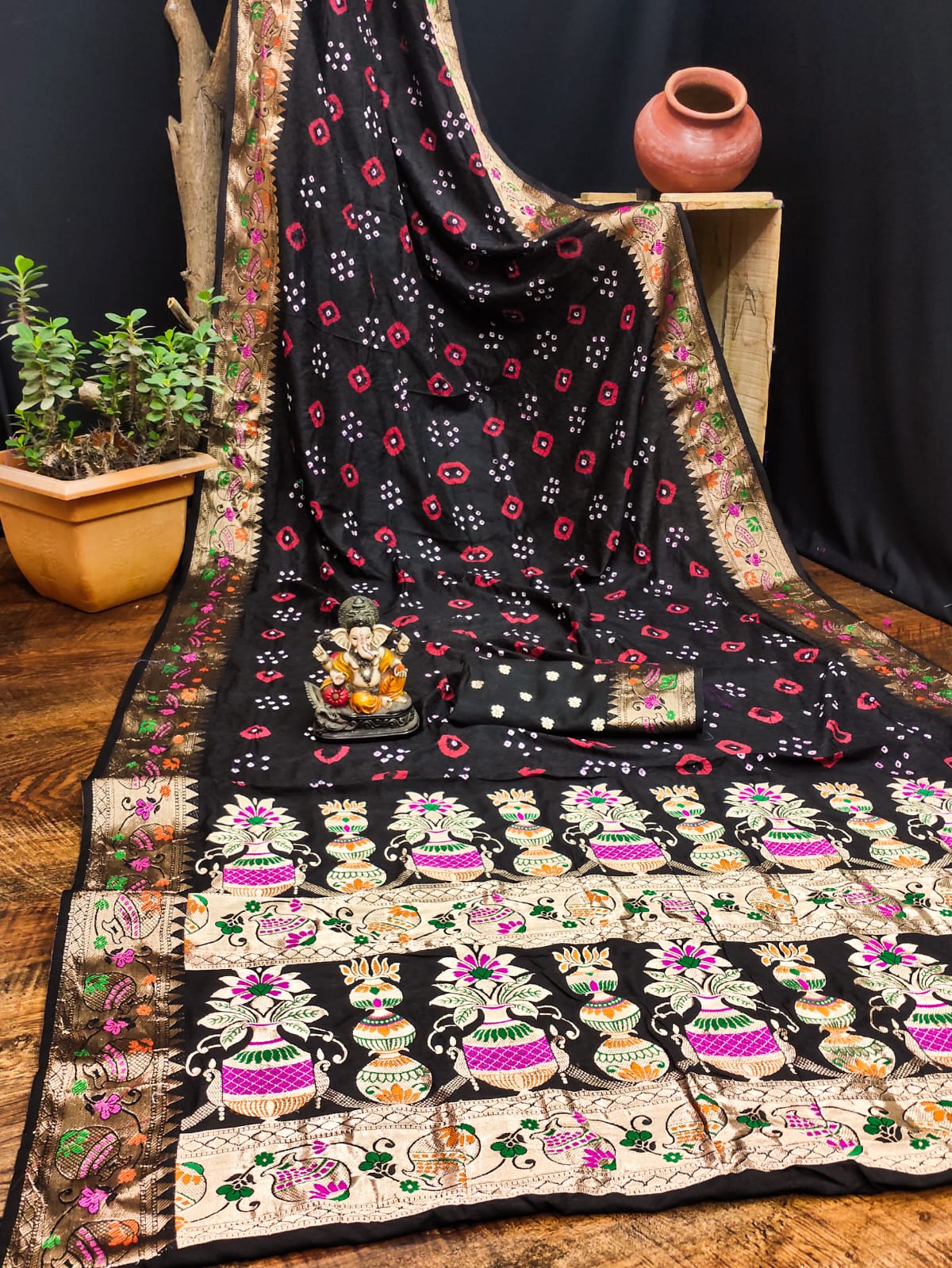 Bandhani Saree