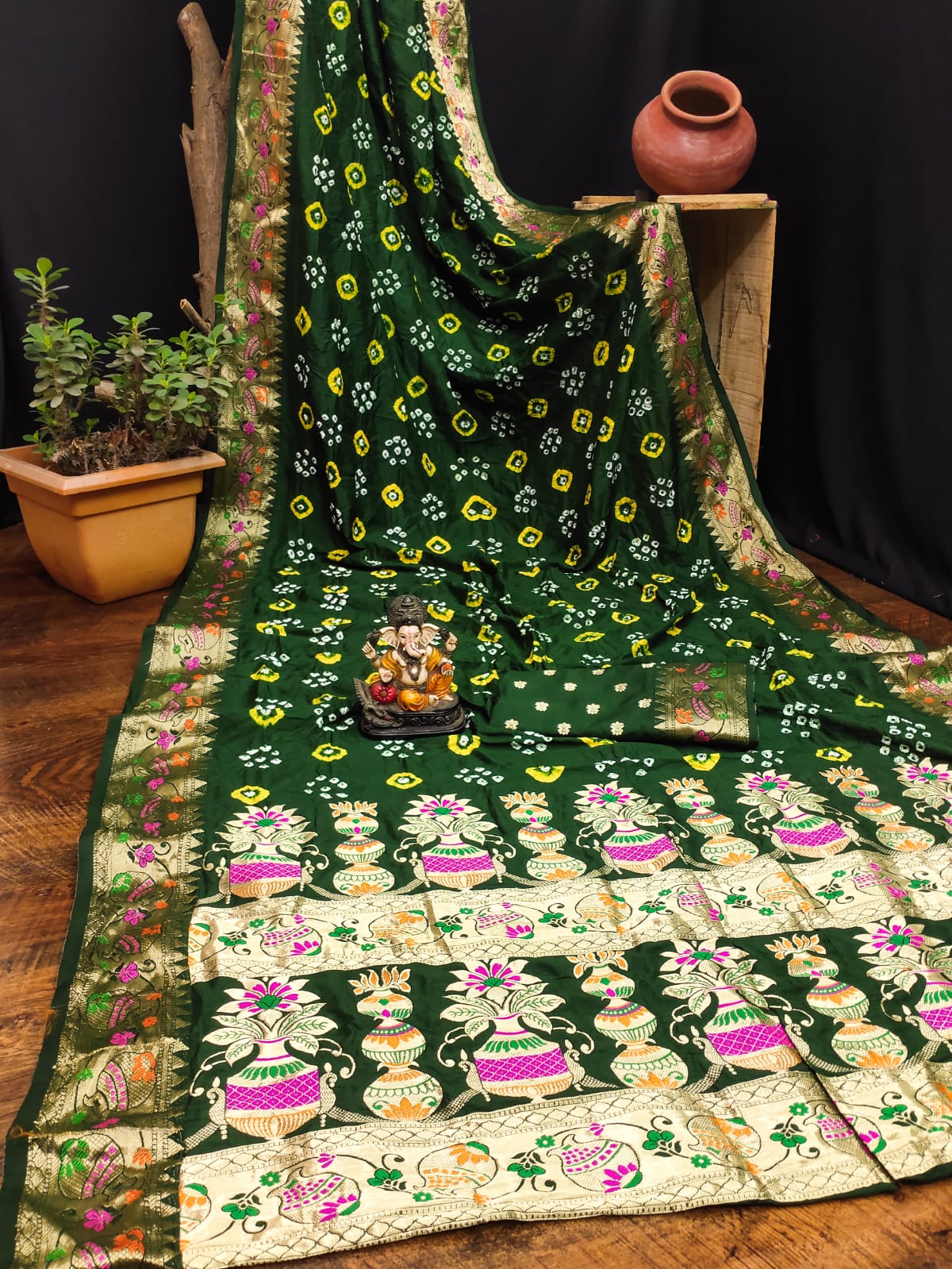 Bandhani Saree