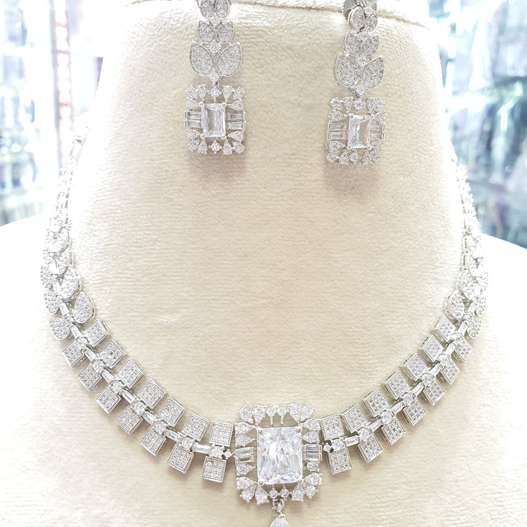 Necklace Set