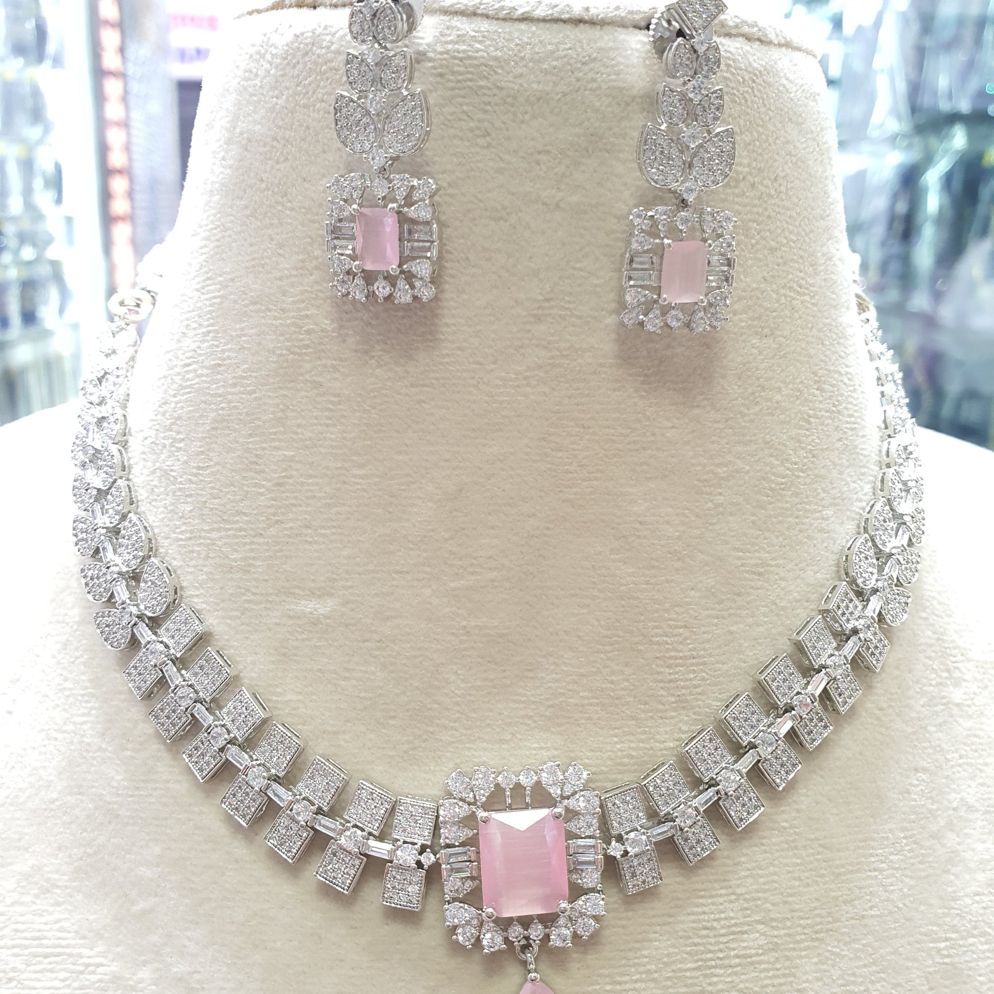 Necklace Set