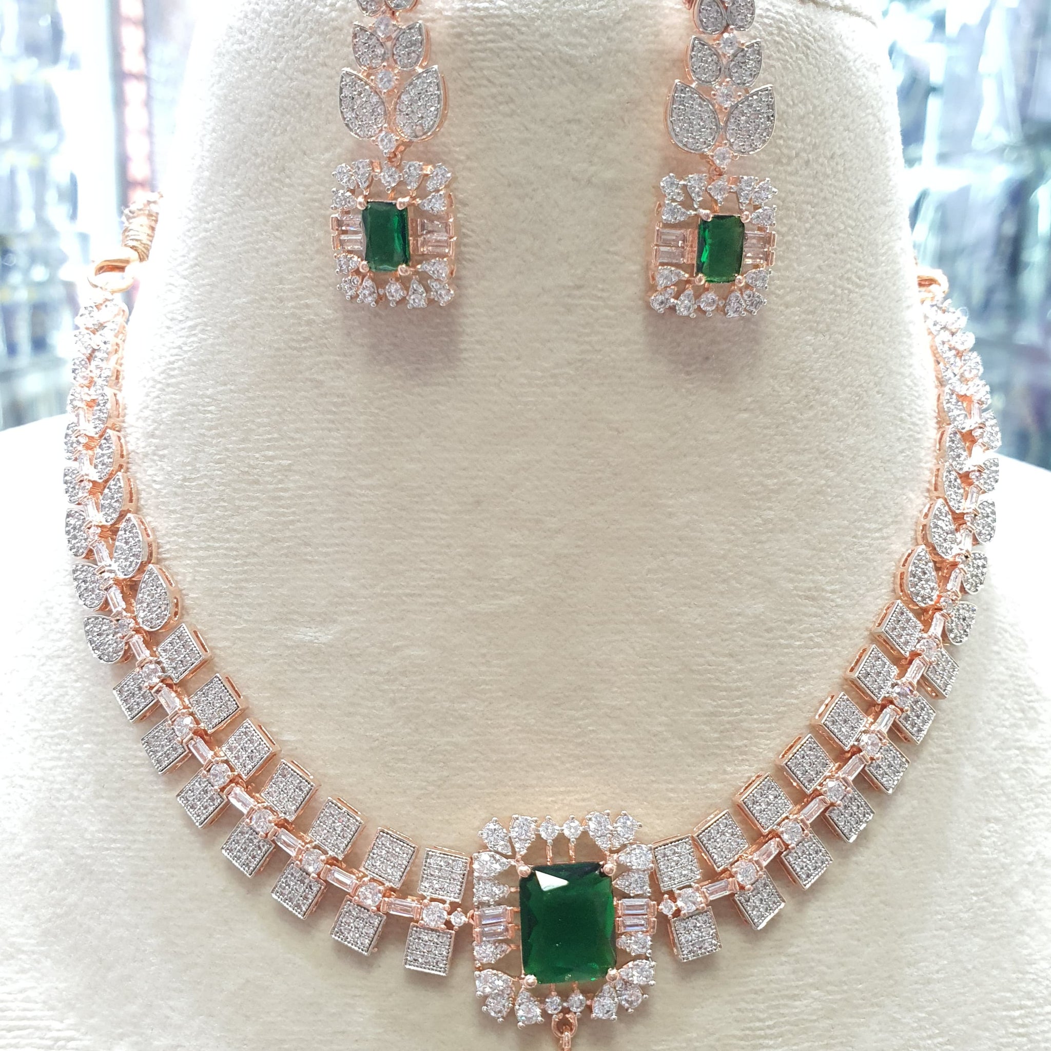 Necklace Set