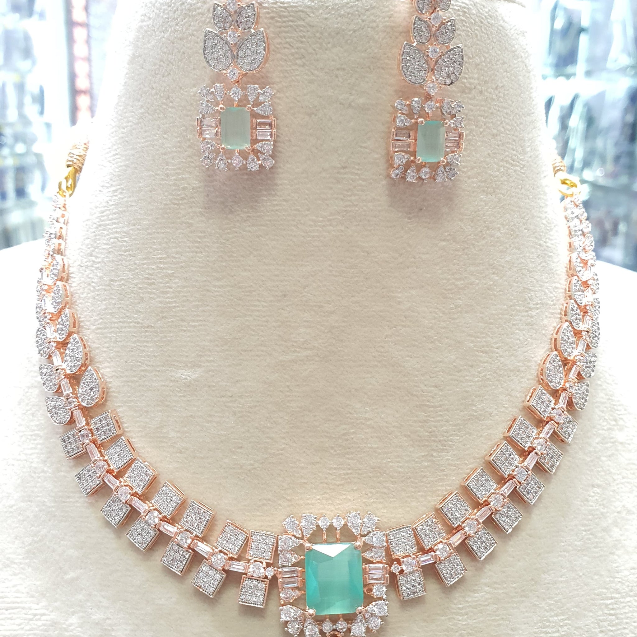 Necklace Set