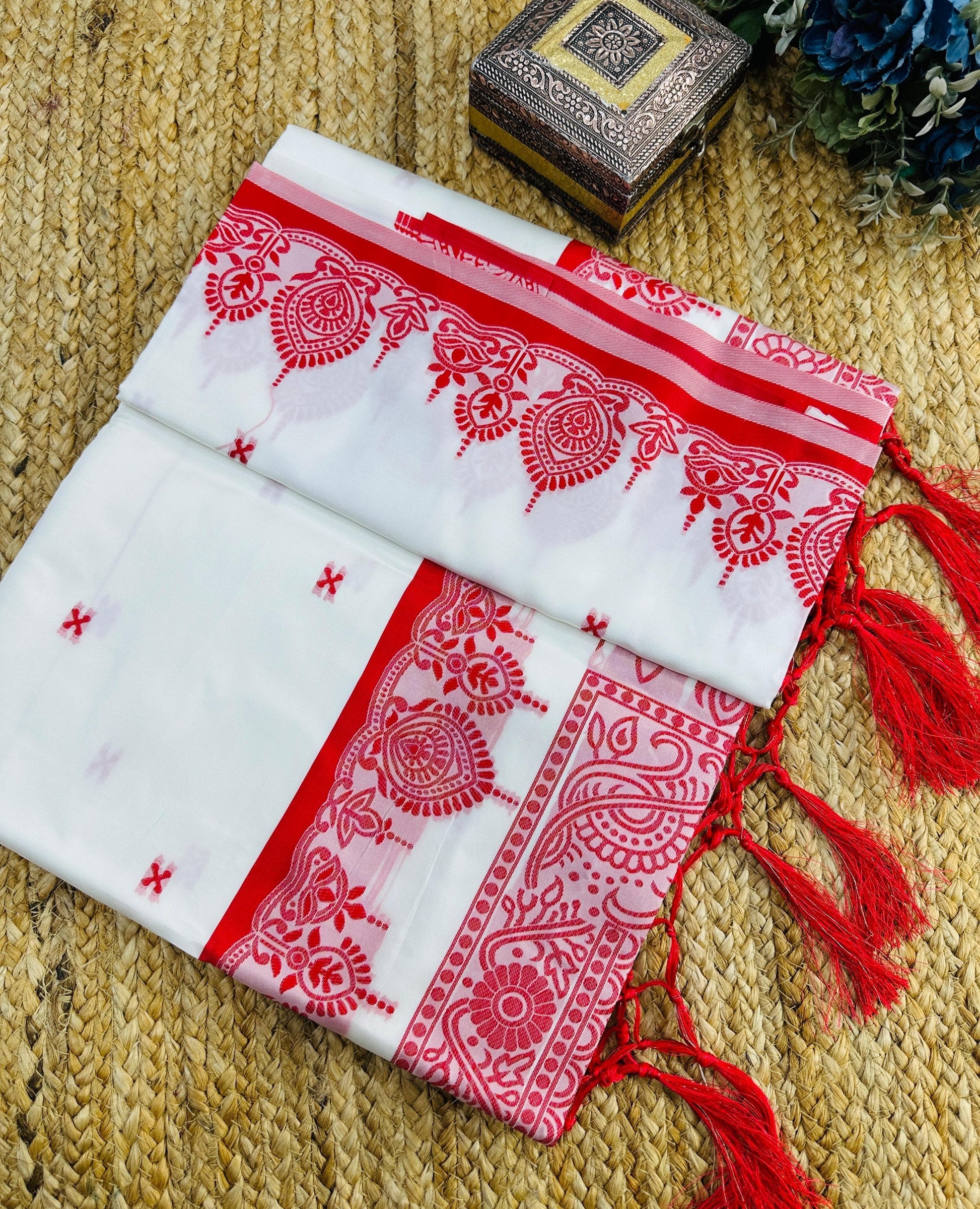 Durga Puja Saree