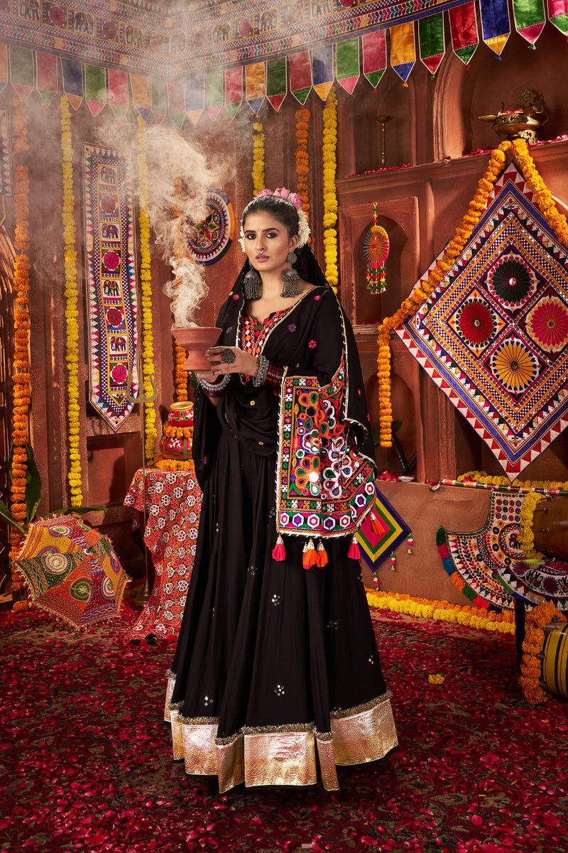 Black kutchi chaniya choli with mirror work for navratri