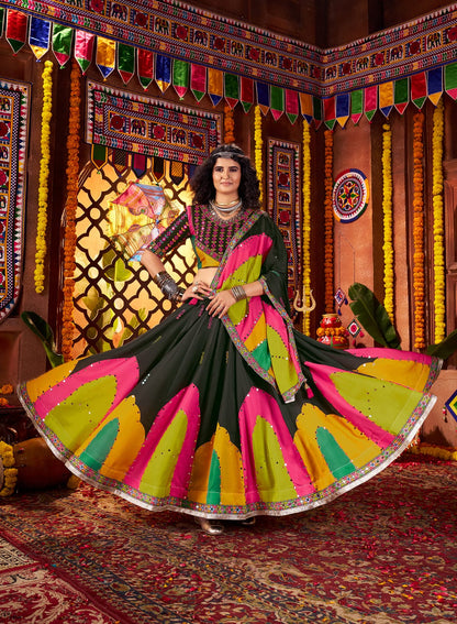 Printed dupatta with mirror work

