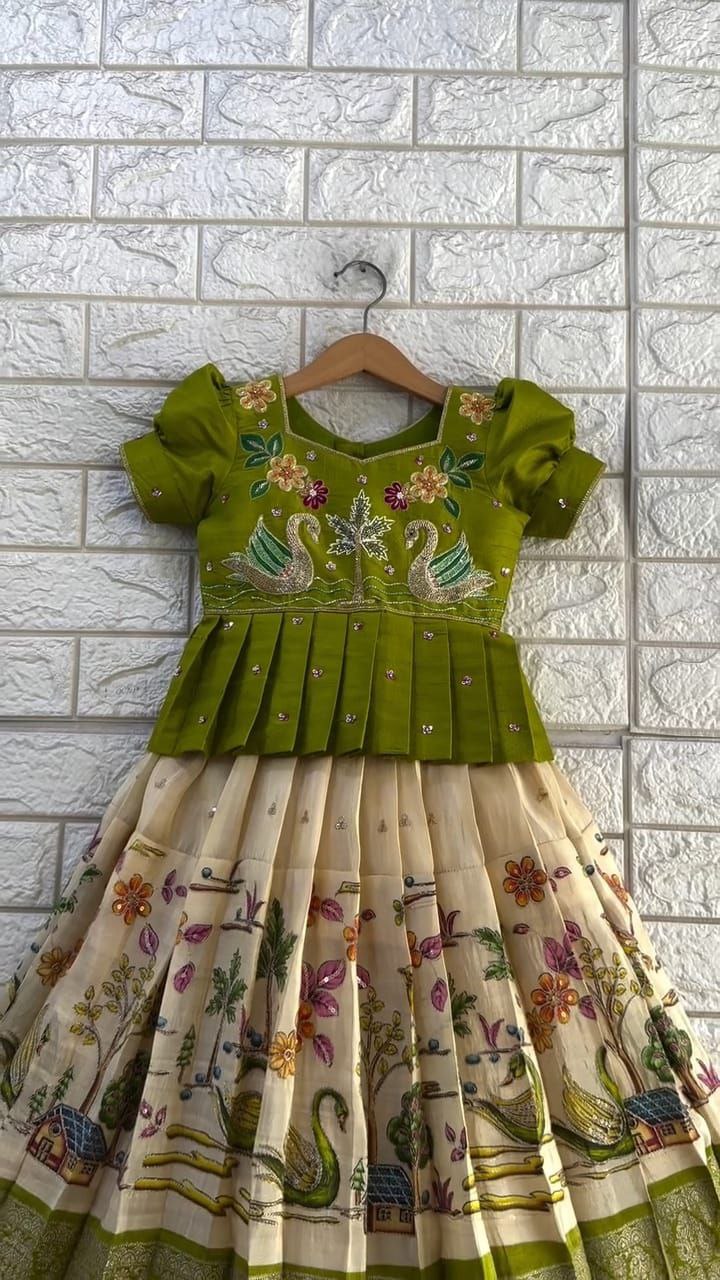 Green Pure Chinon Silk With Digital Print Kids Lehenga Choli