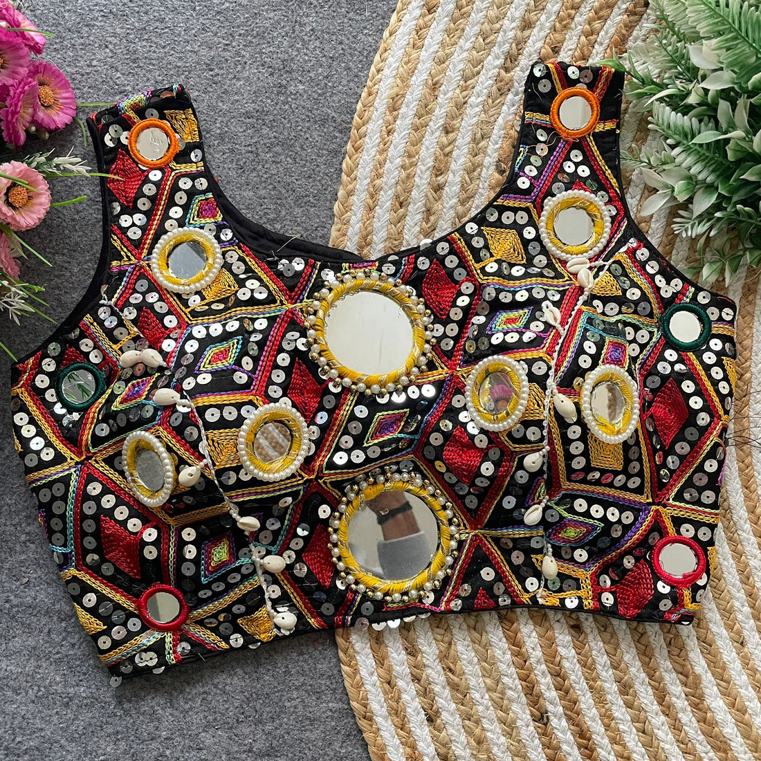 Sleeves Less Blouse