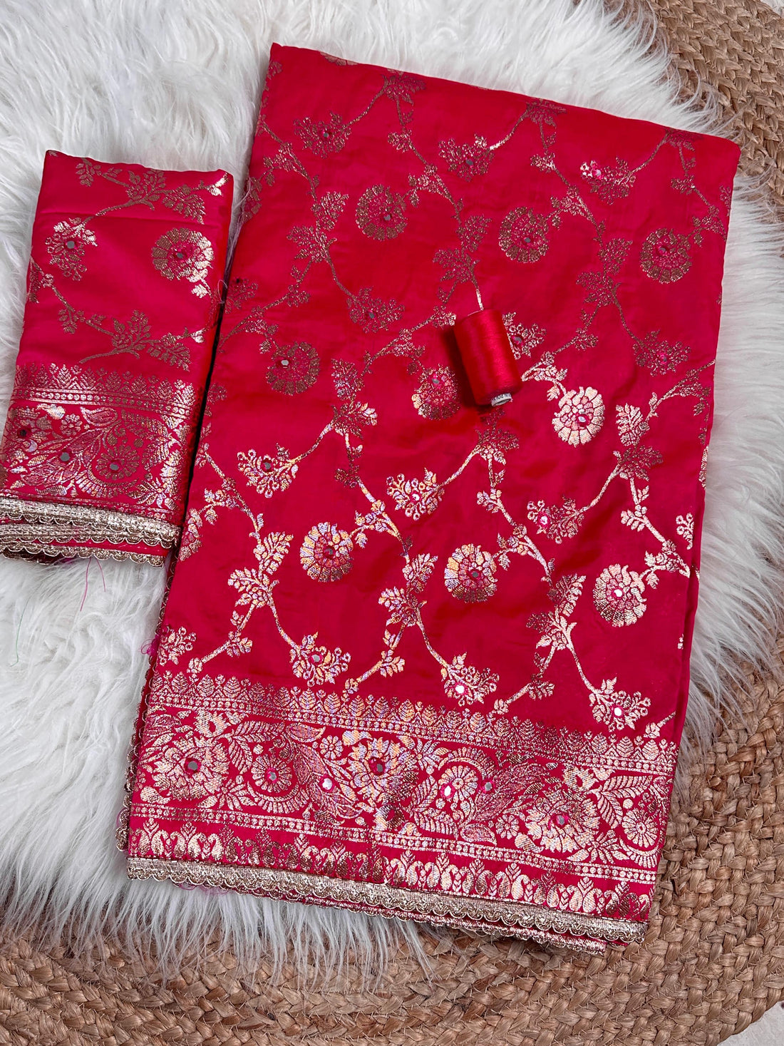 Red Pure Soft Silk Banarasi Saree Banarasi Saree Anant Tex Exports Pvt.Ltd..