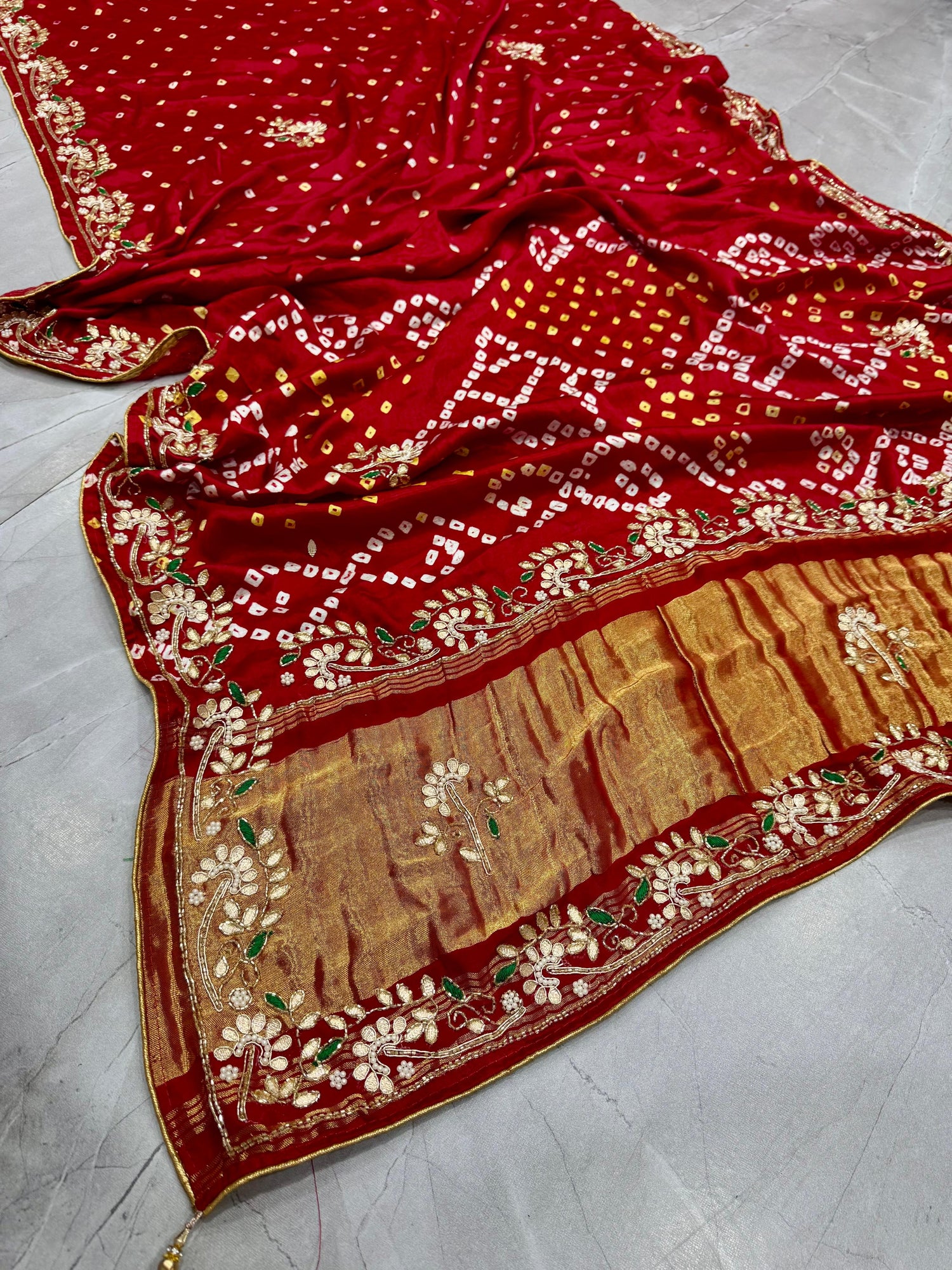 Red Bandhej Pure Gaji Silk Langdi Patta Bandhani Saree Gaji Silk Saree Anant Tex Exports Pvt.Ltd..